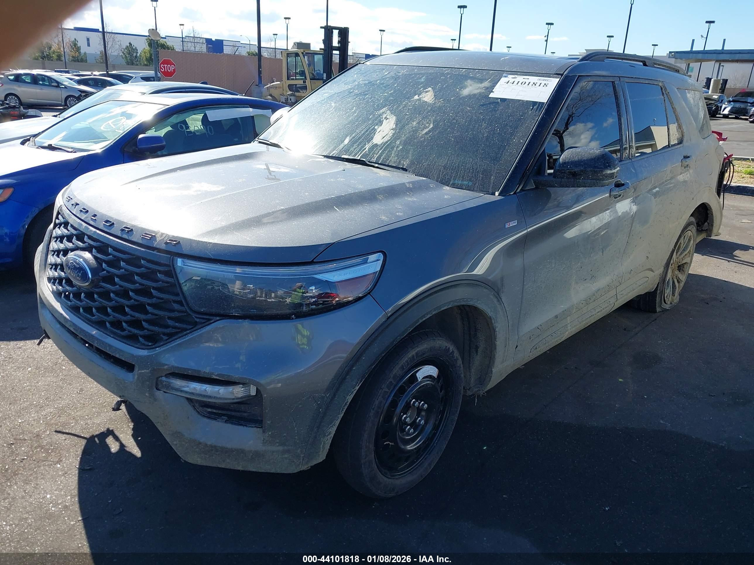 FORD EXPLORER image 2
