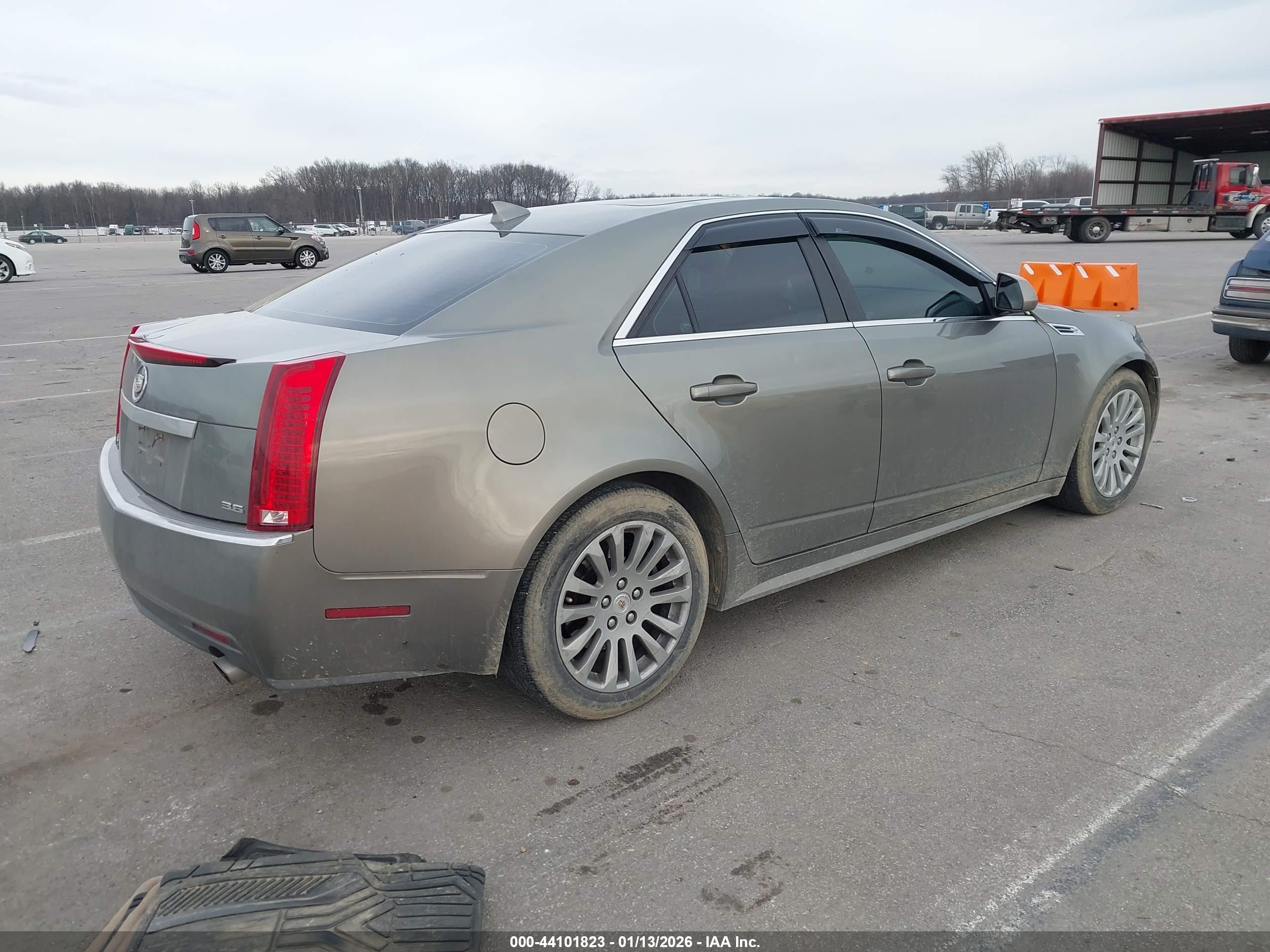 CADILLAC CTS image 4