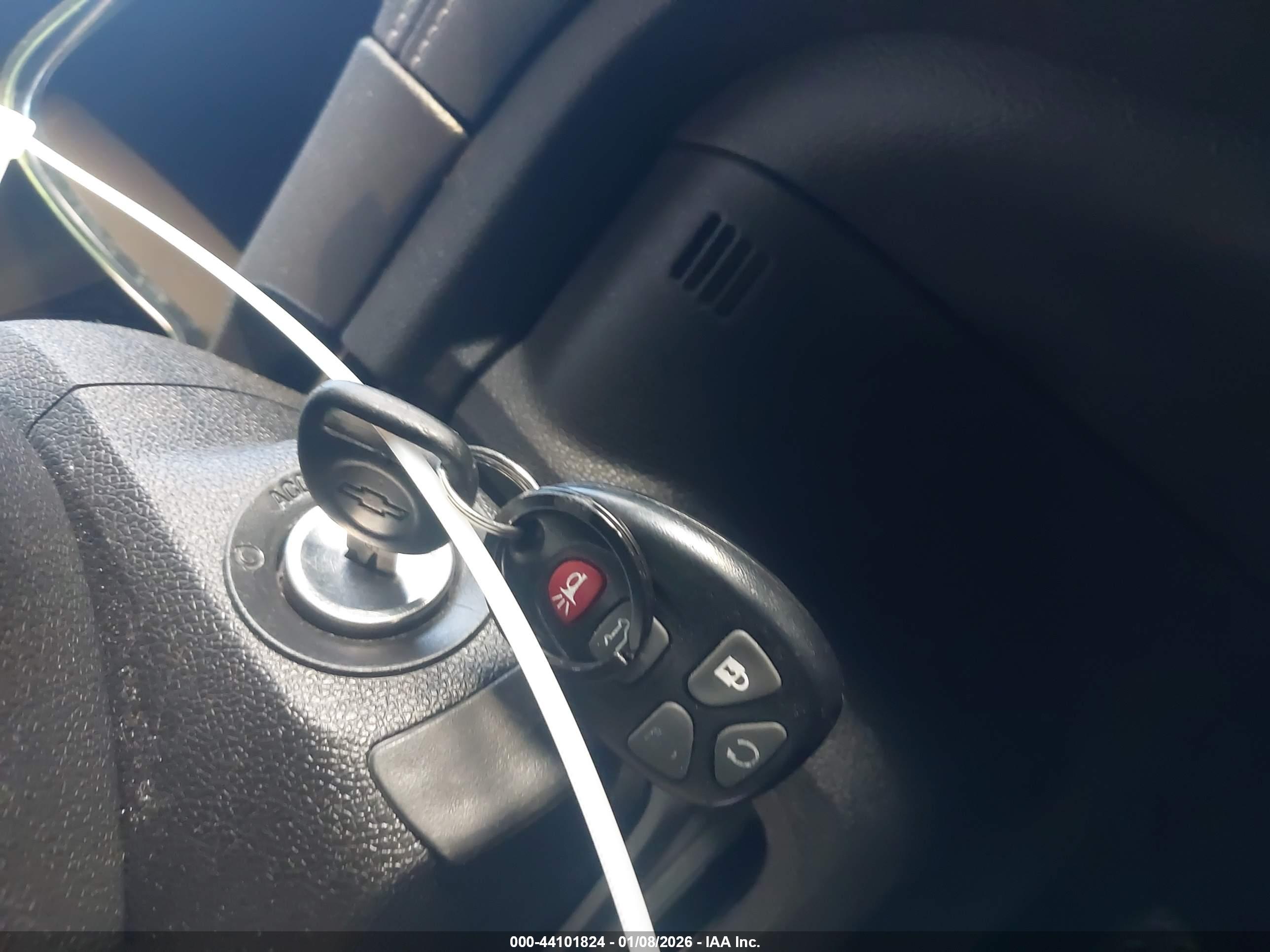 CHEVROLET TRAVERSE image 11