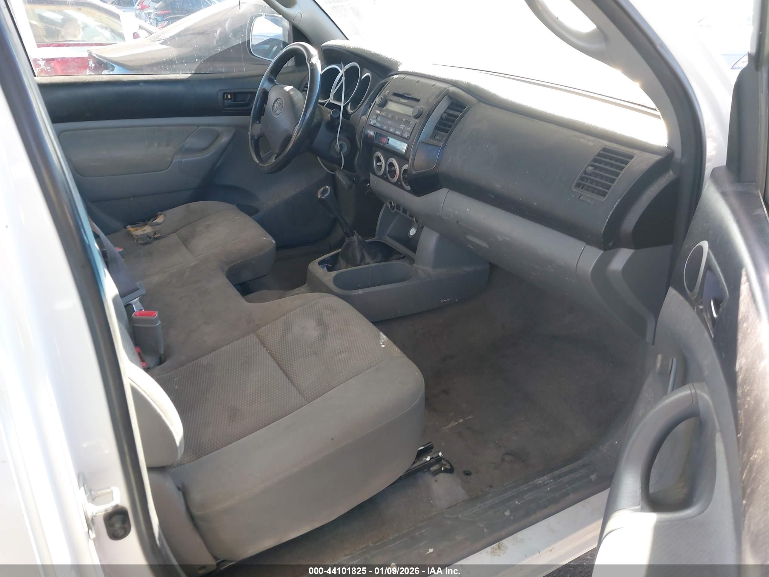 TOYOTA TACOMA image 5