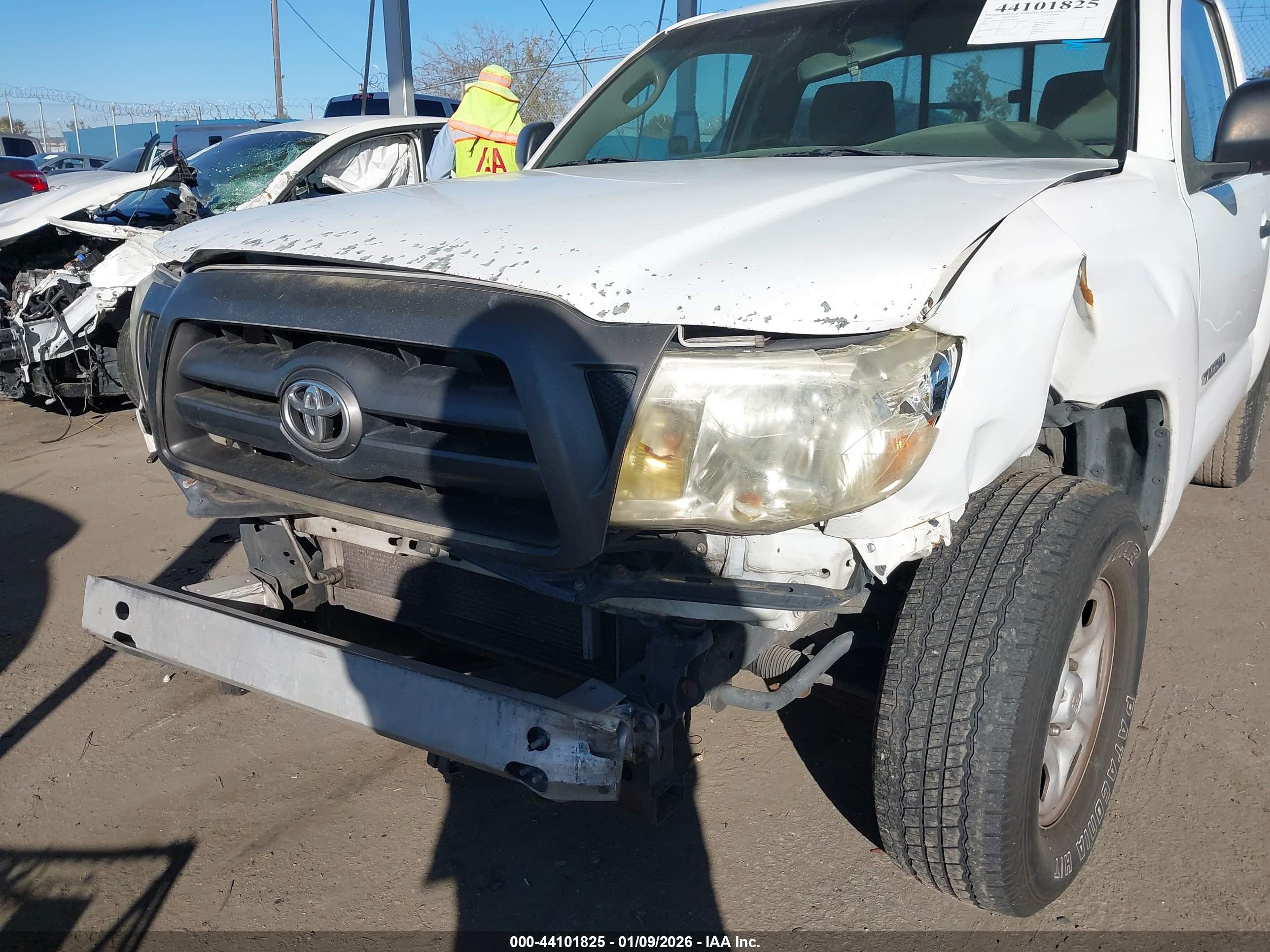 TOYOTA TACOMA image 6