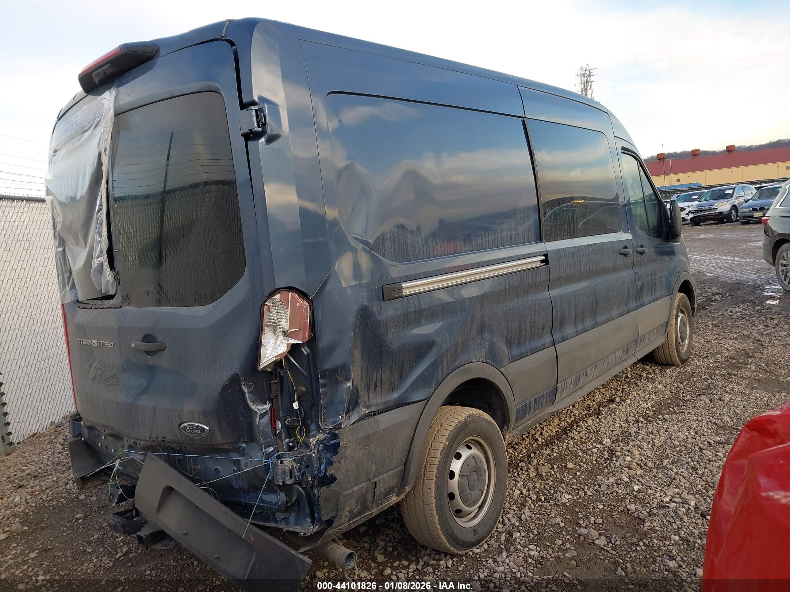 FORD TRANSIT-350 image 4