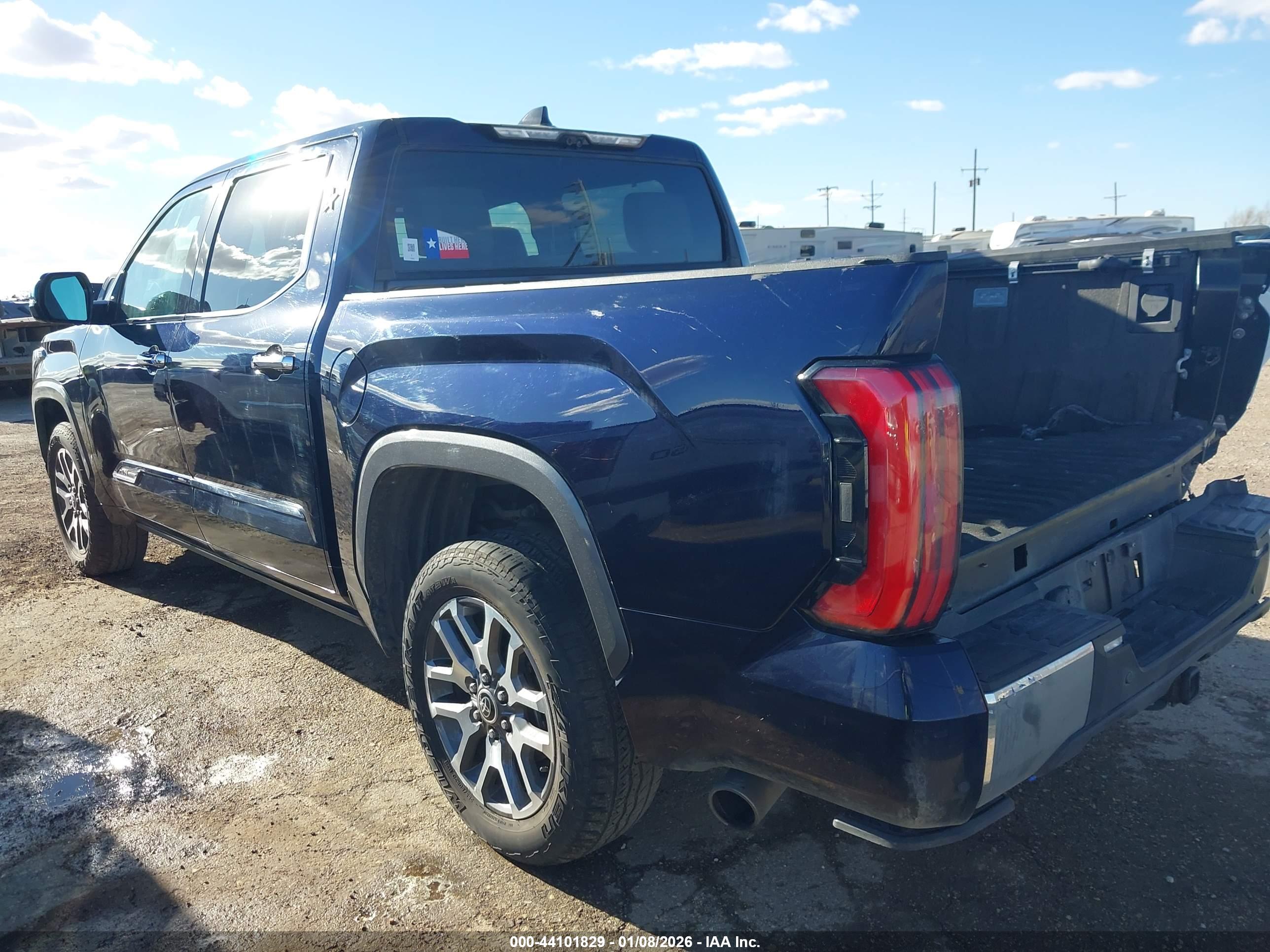 TOYOTA TUNDRA image 3