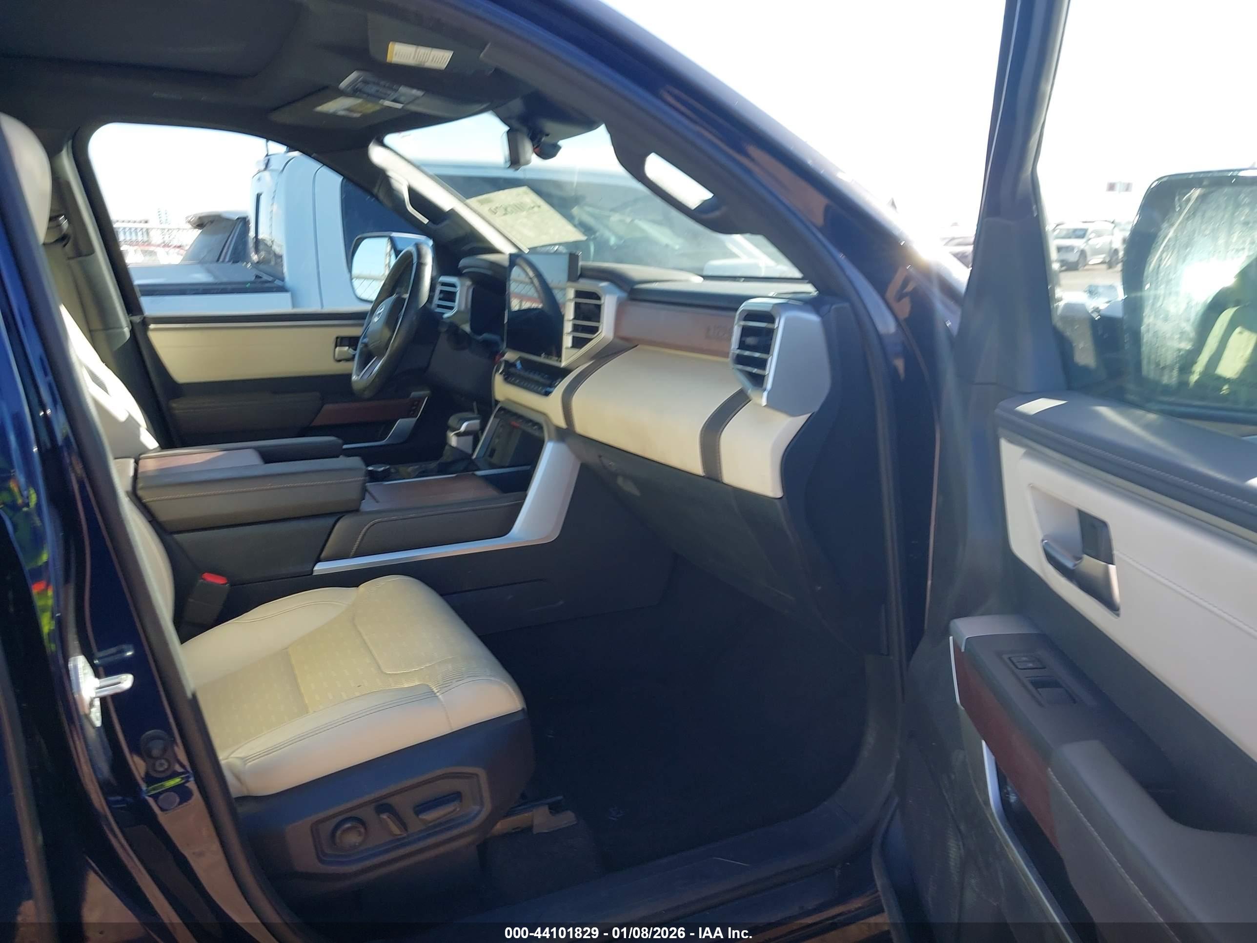 TOYOTA TUNDRA image 5