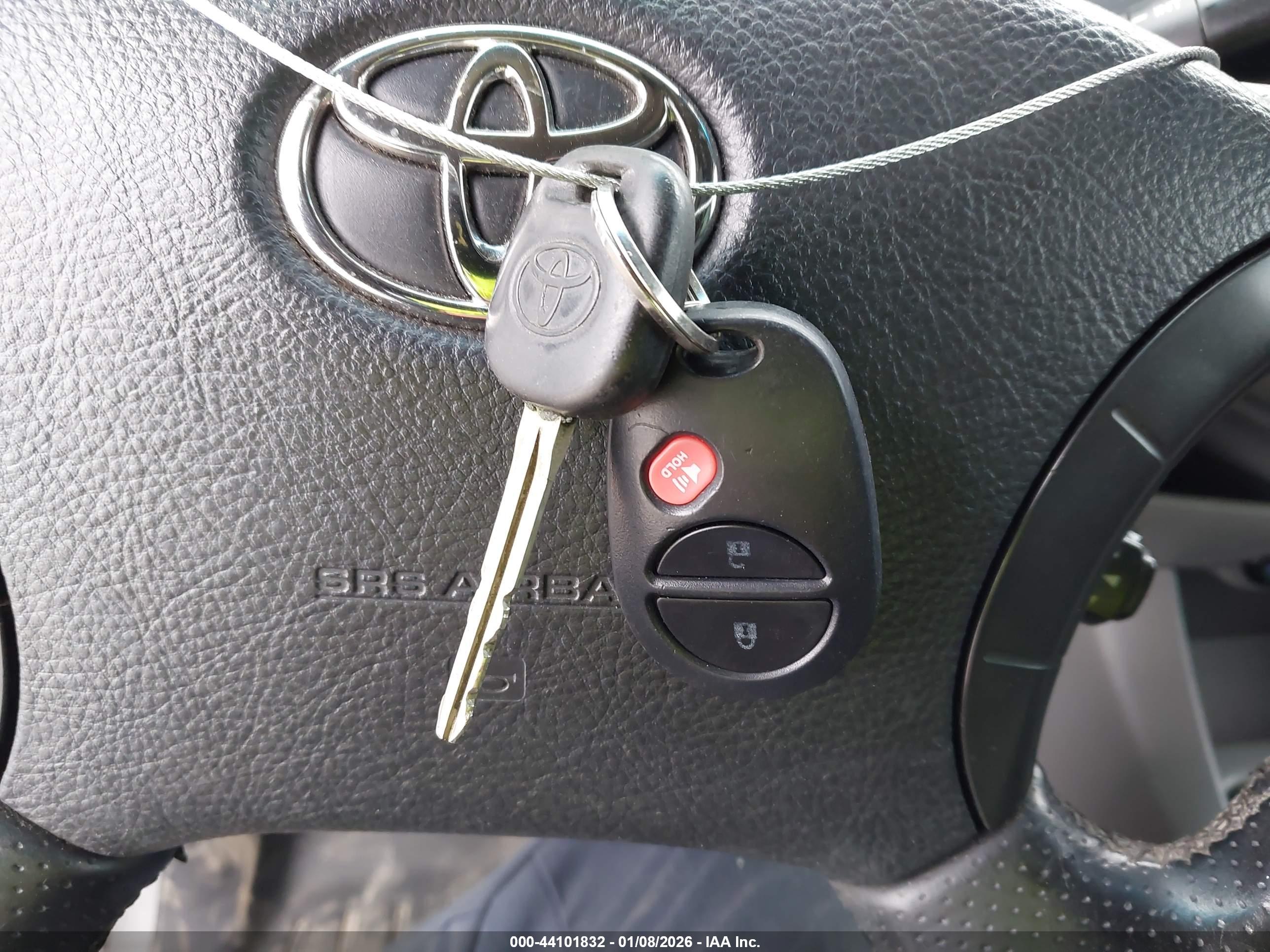 TOYOTA TACOMA image 11