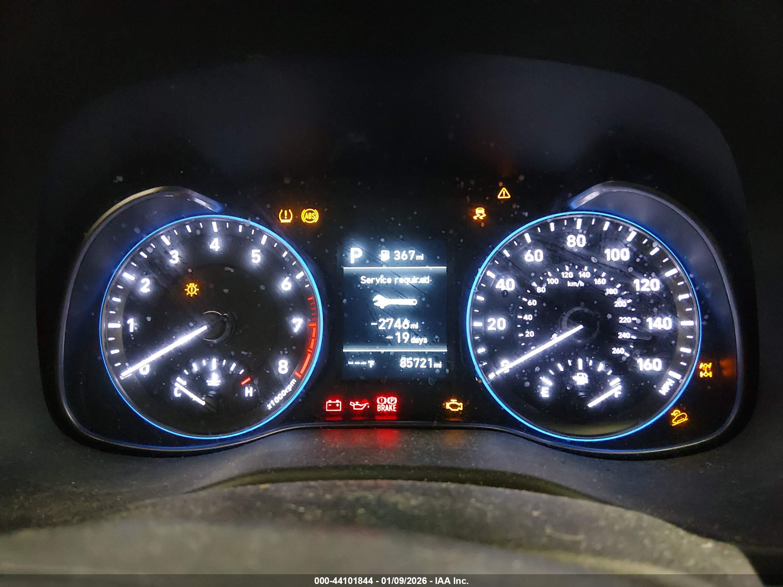 HYUNDAI KONA image 7