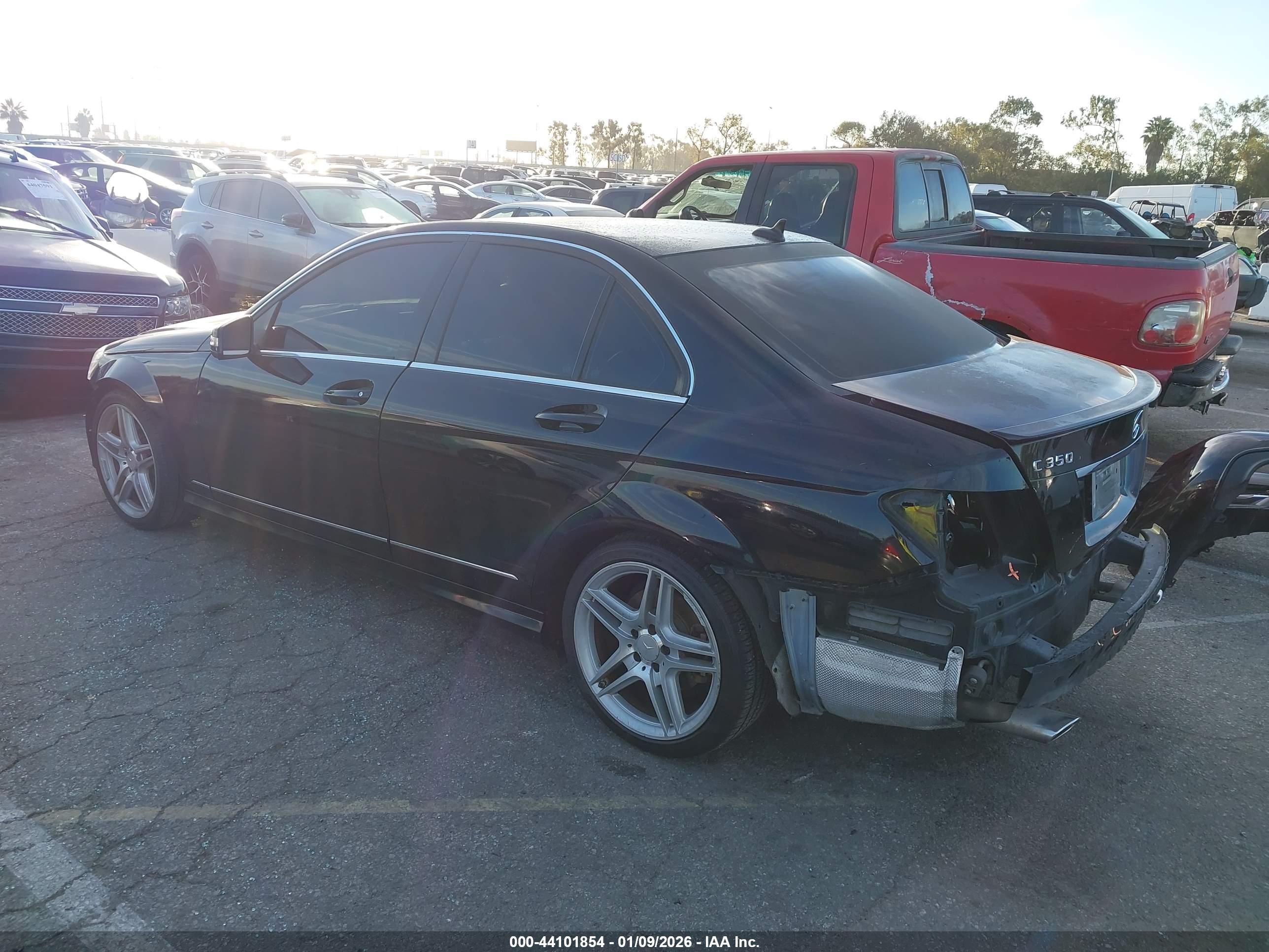 MERCEDES-BENZ C image 3