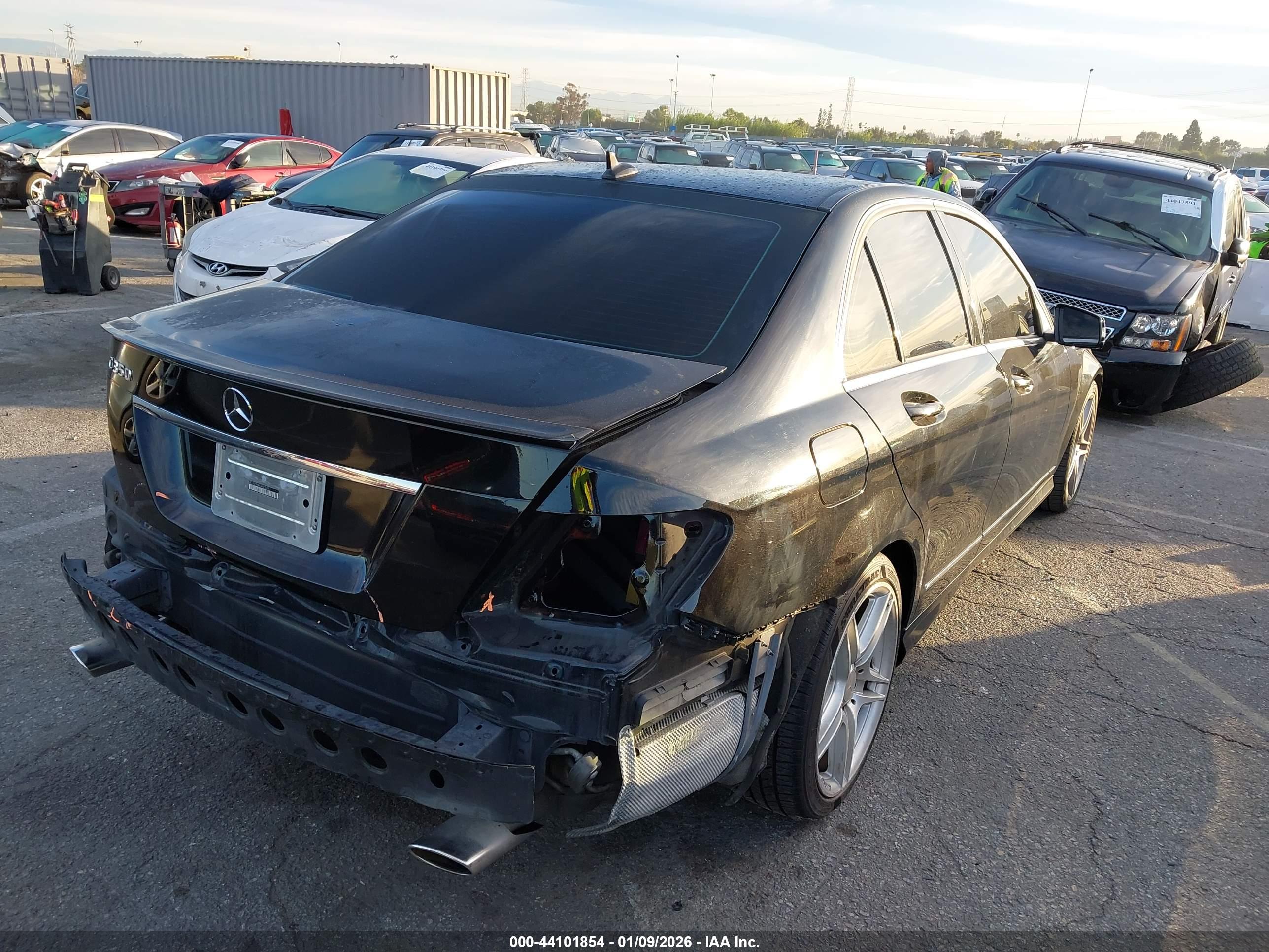 MERCEDES-BENZ C image 4