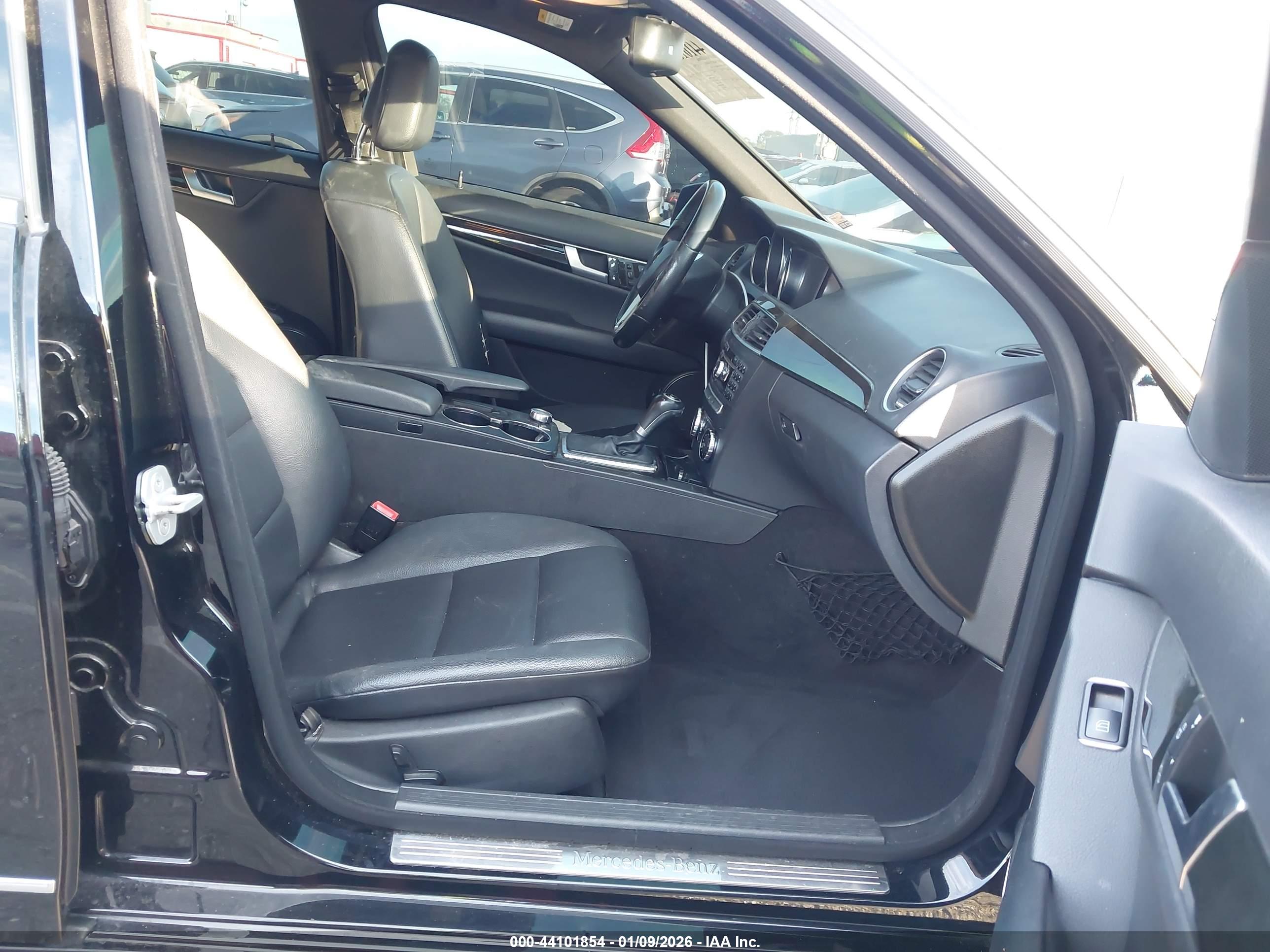 MERCEDES-BENZ C image 5