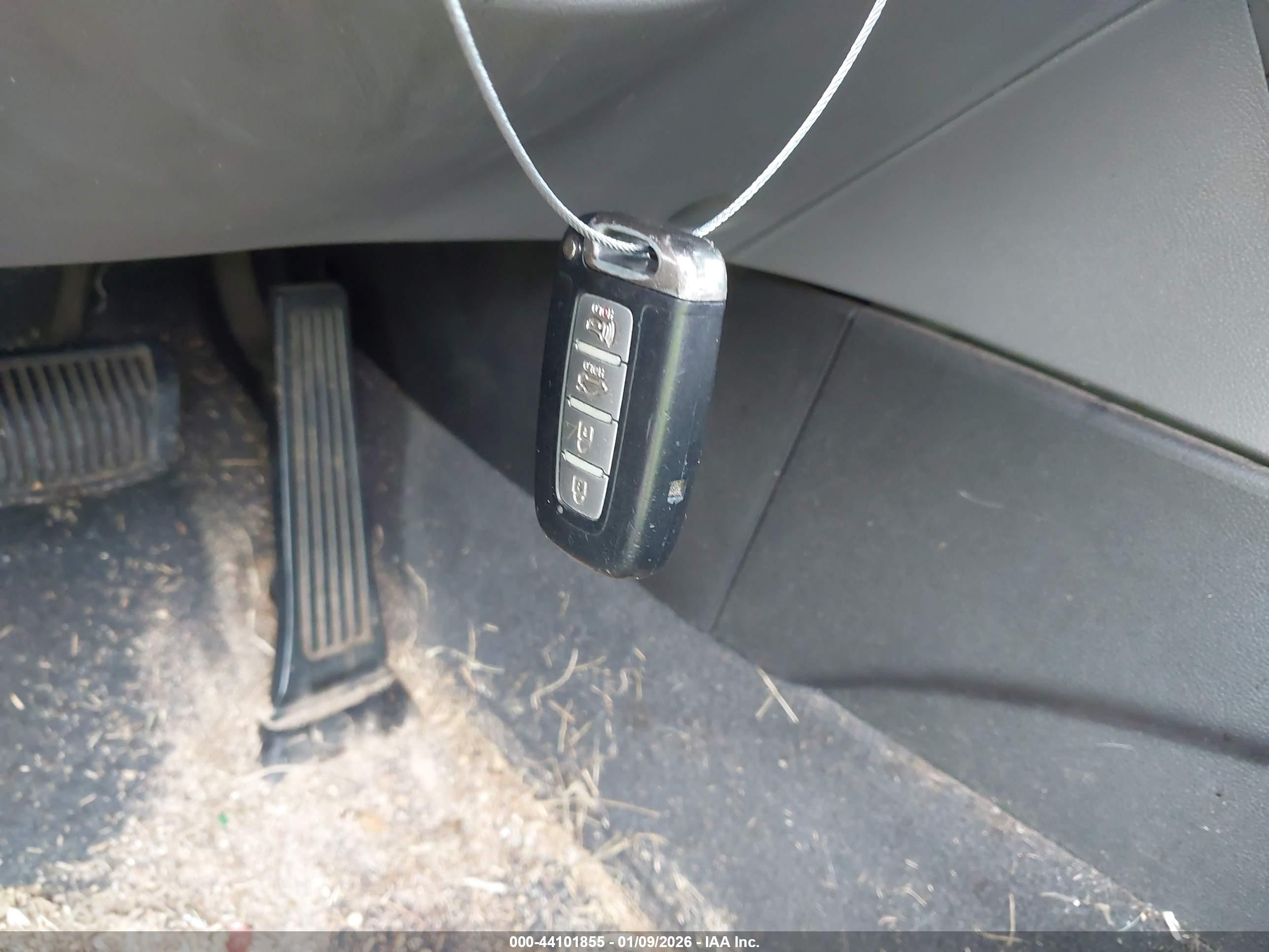 HYUNDAI SONATA image 11