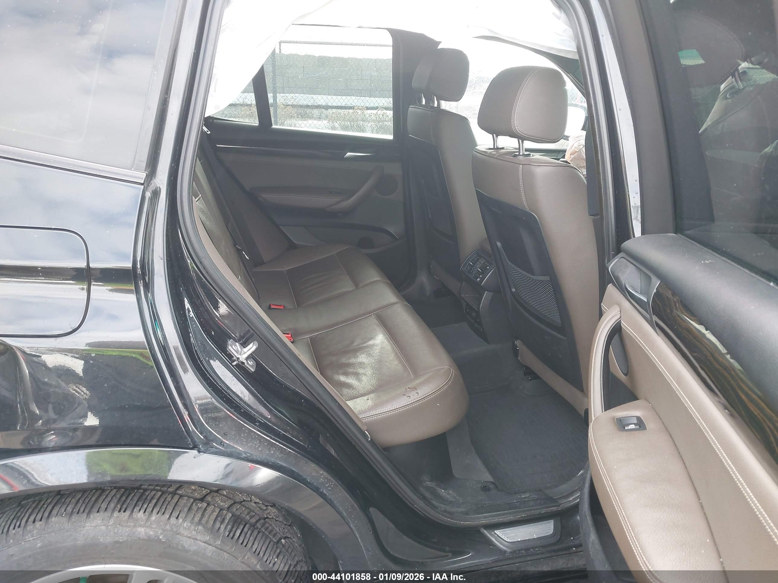 BMW X3 image 8