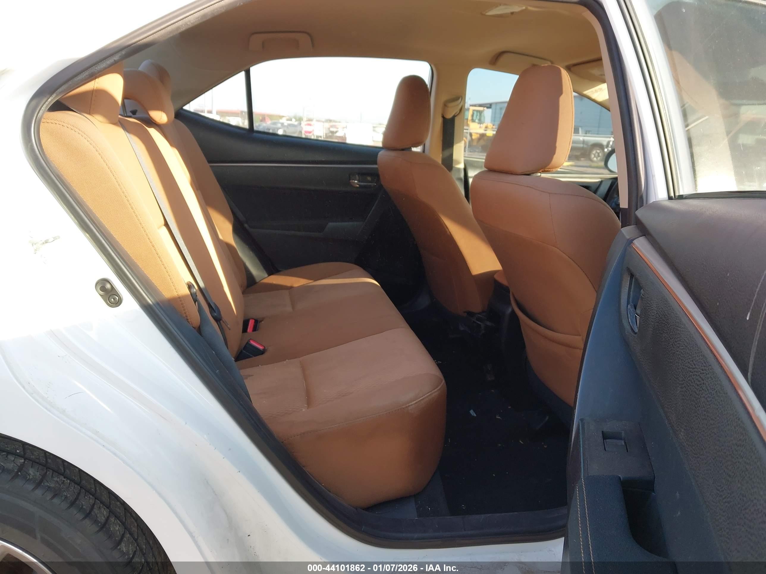 TOYOTA COROLLA image 8