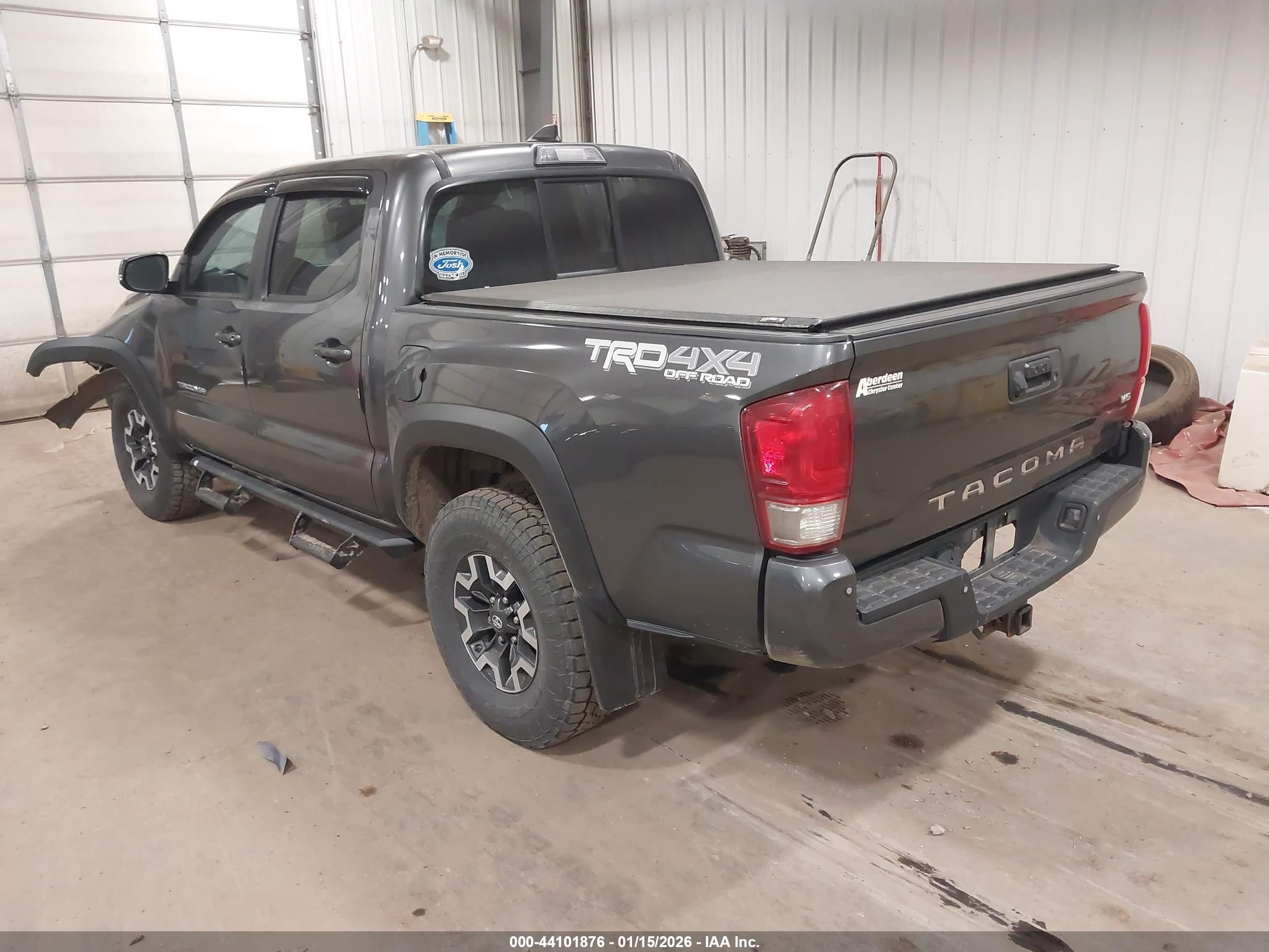 TOYOTA TACOMA image 3
