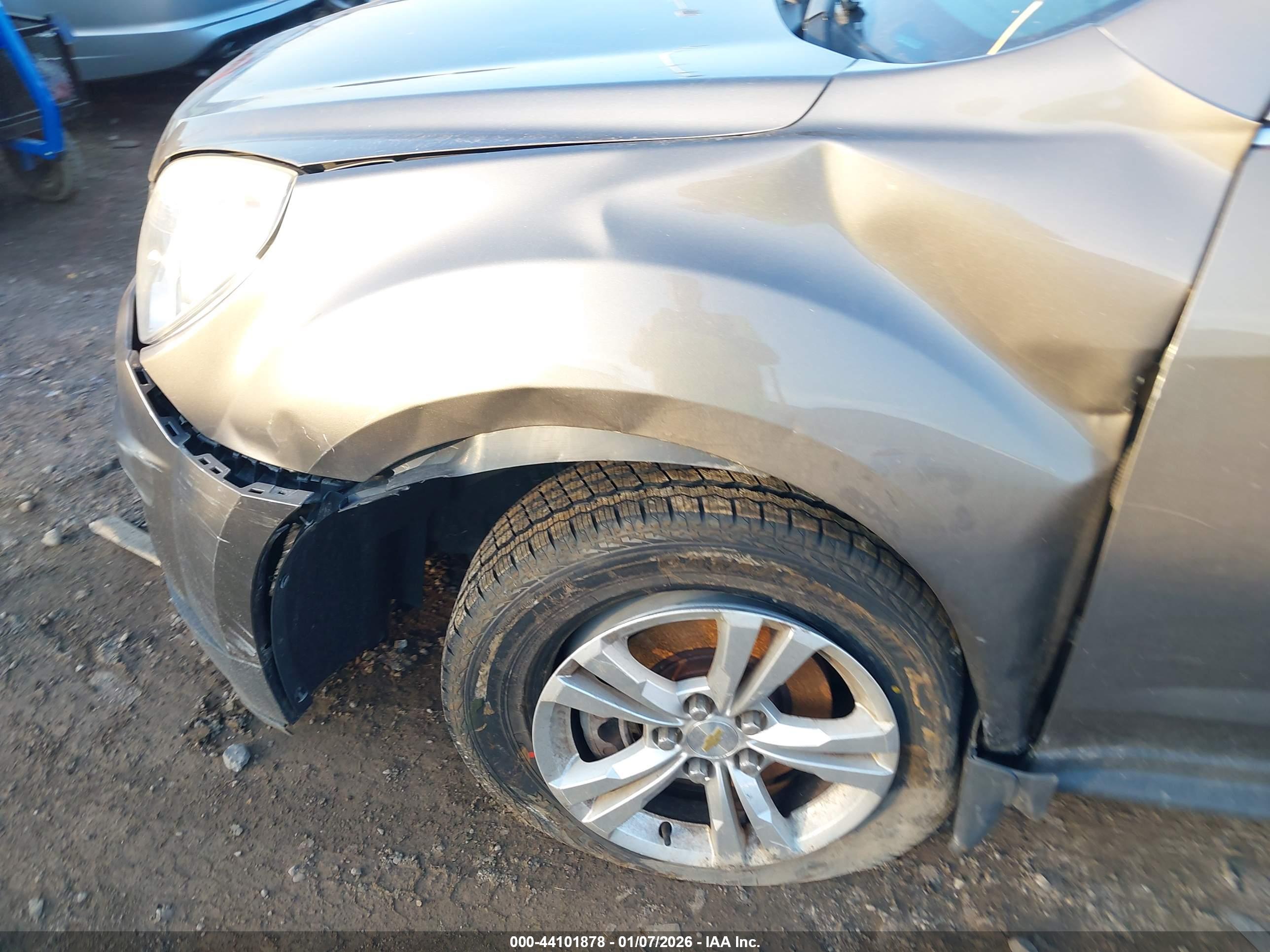 CHEVROLET EQUINOX image 6