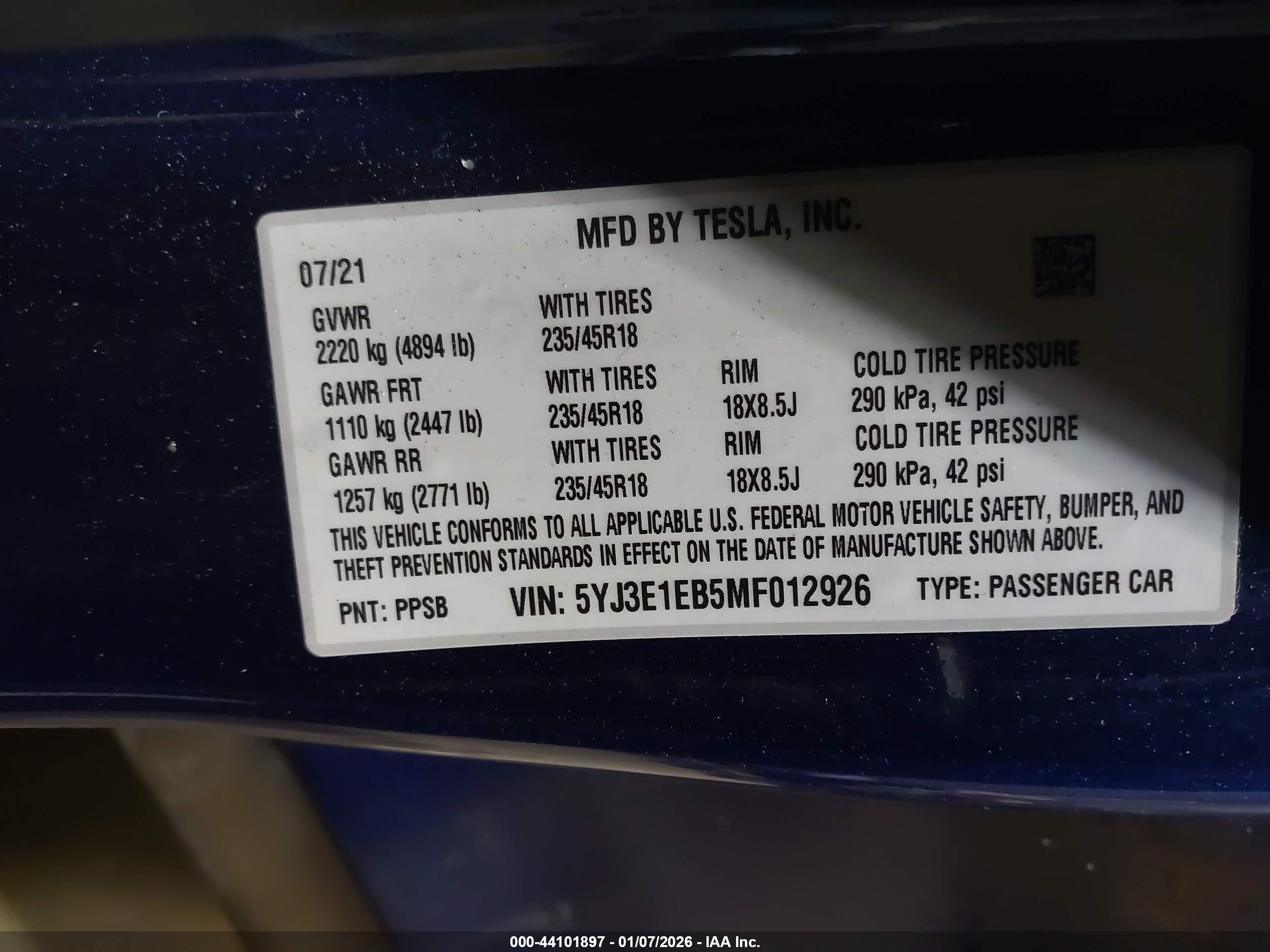 TESLA MODEL image 9