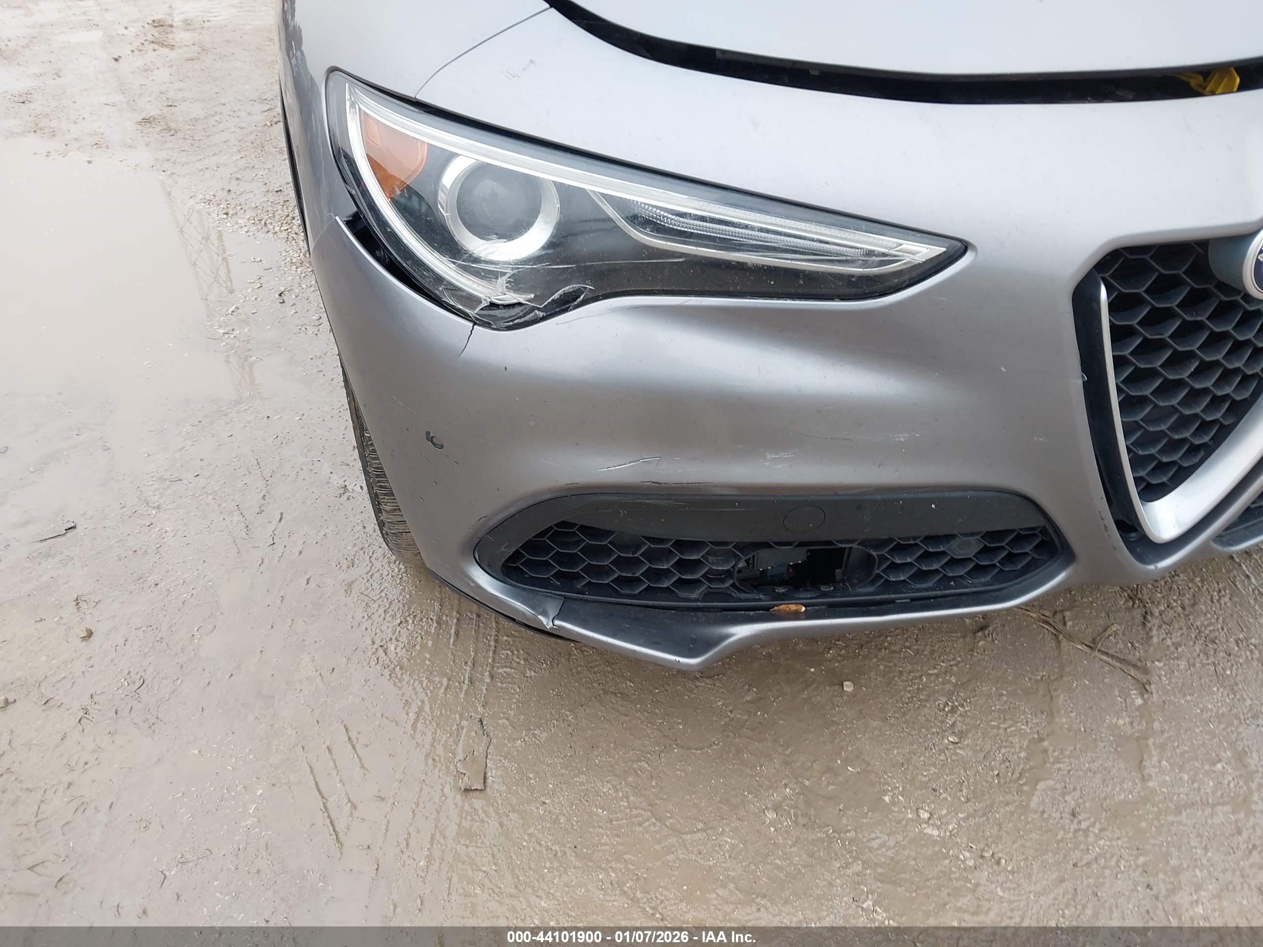 ALFA ROMEO image 6