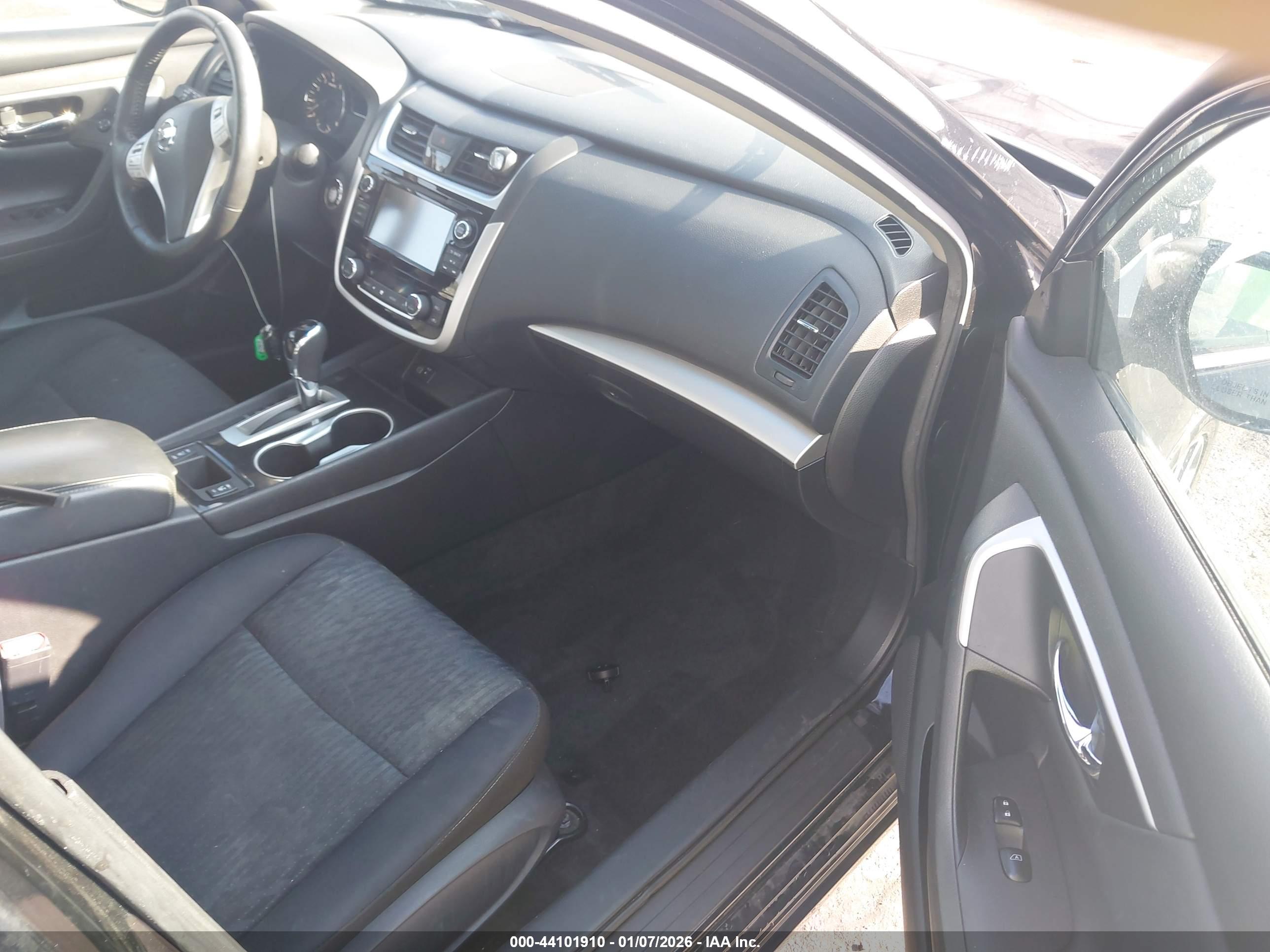 NISSAN ALTIMA image 5