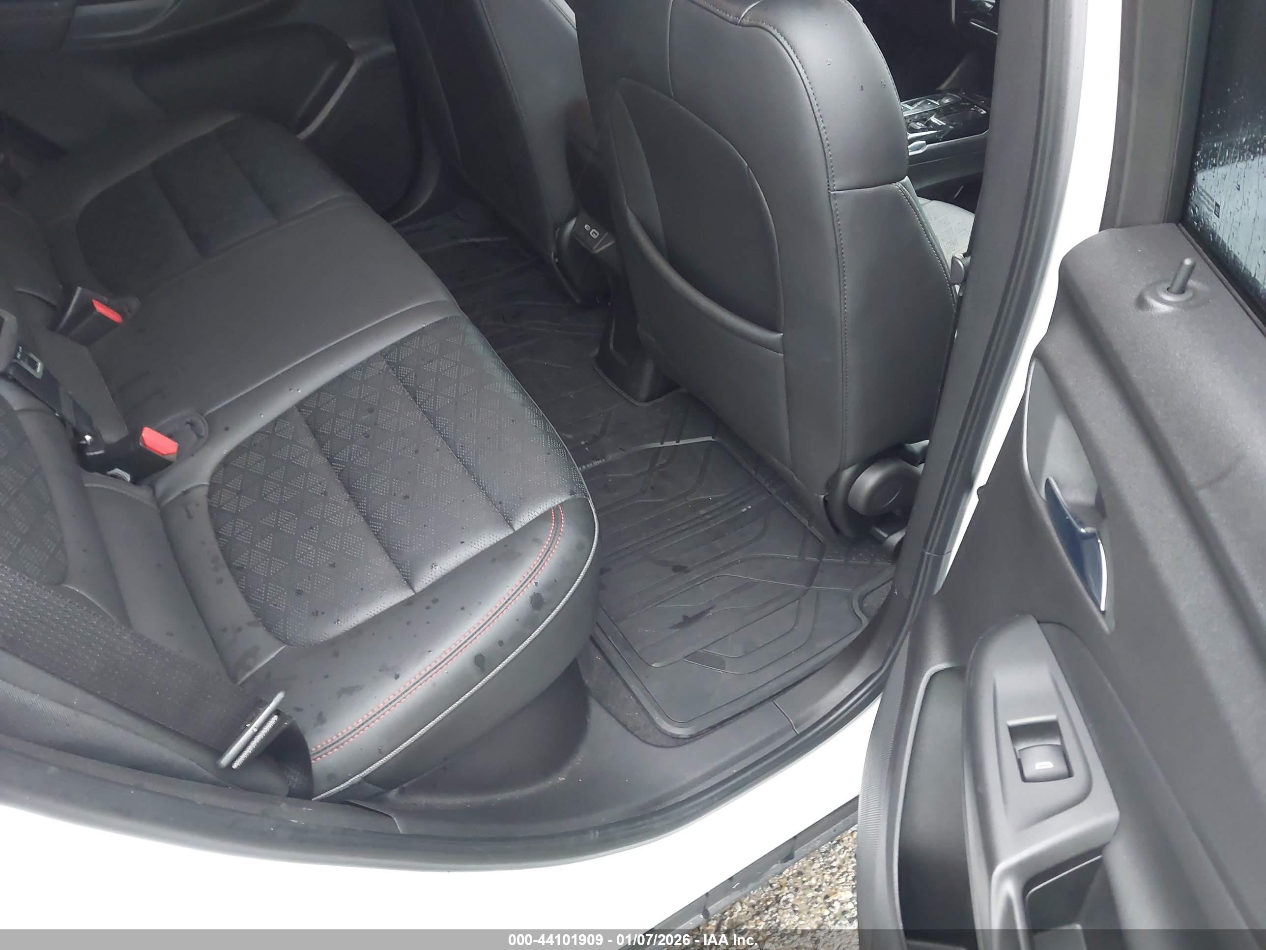 CHEVROLET BOLT image 8