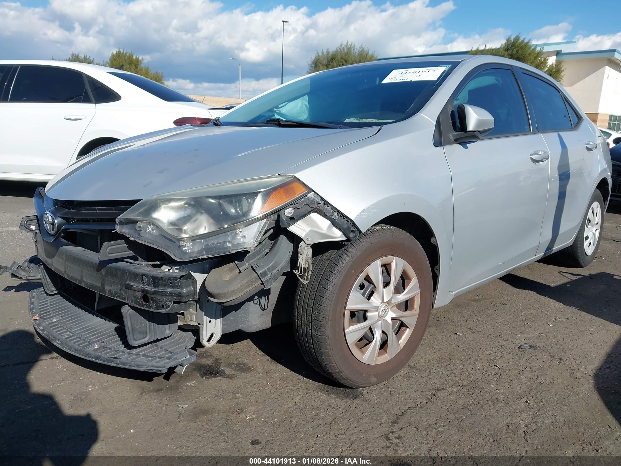 TOYOTA COROLLA image 2