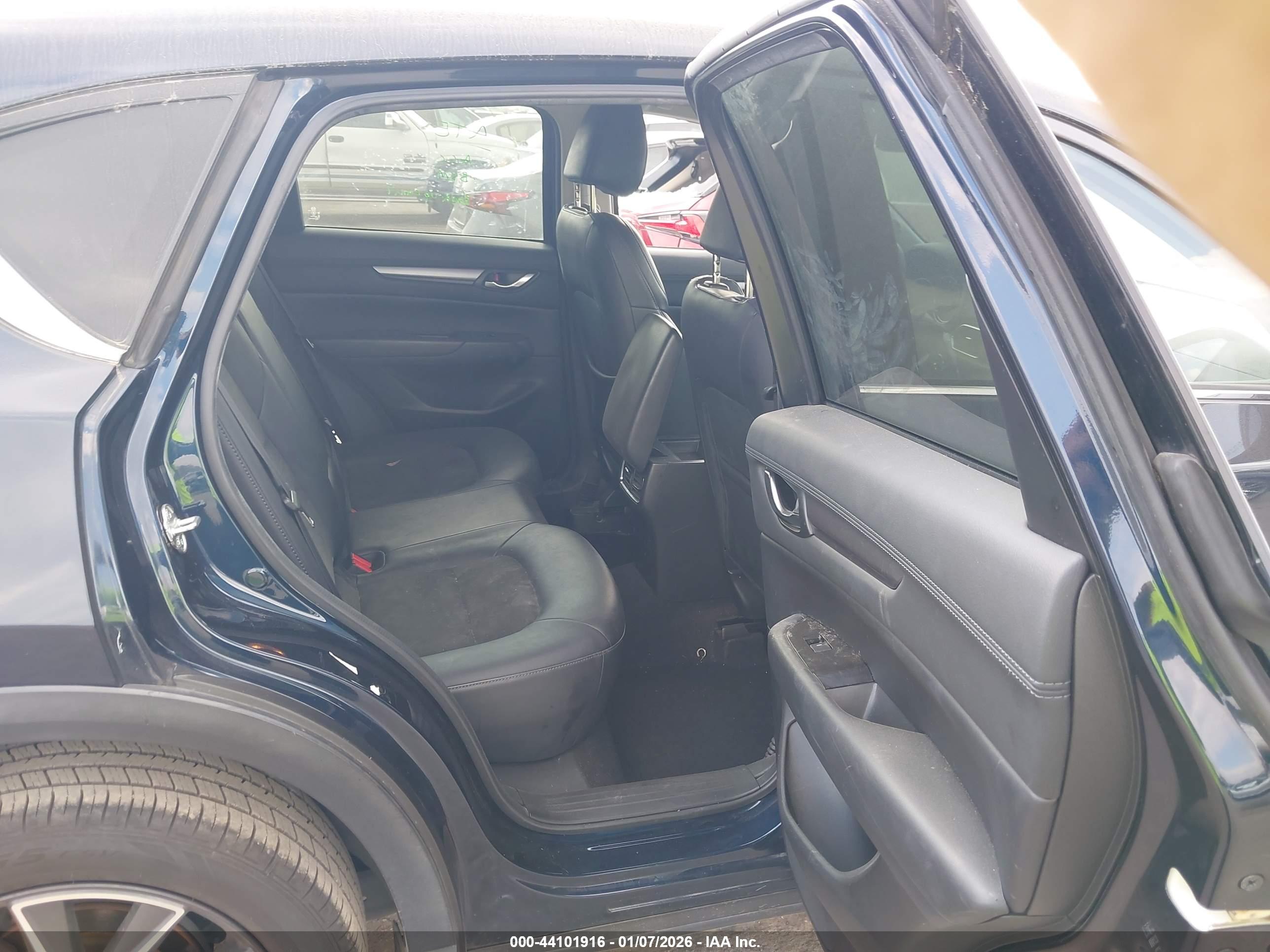 MAZDA CX-5 image 8