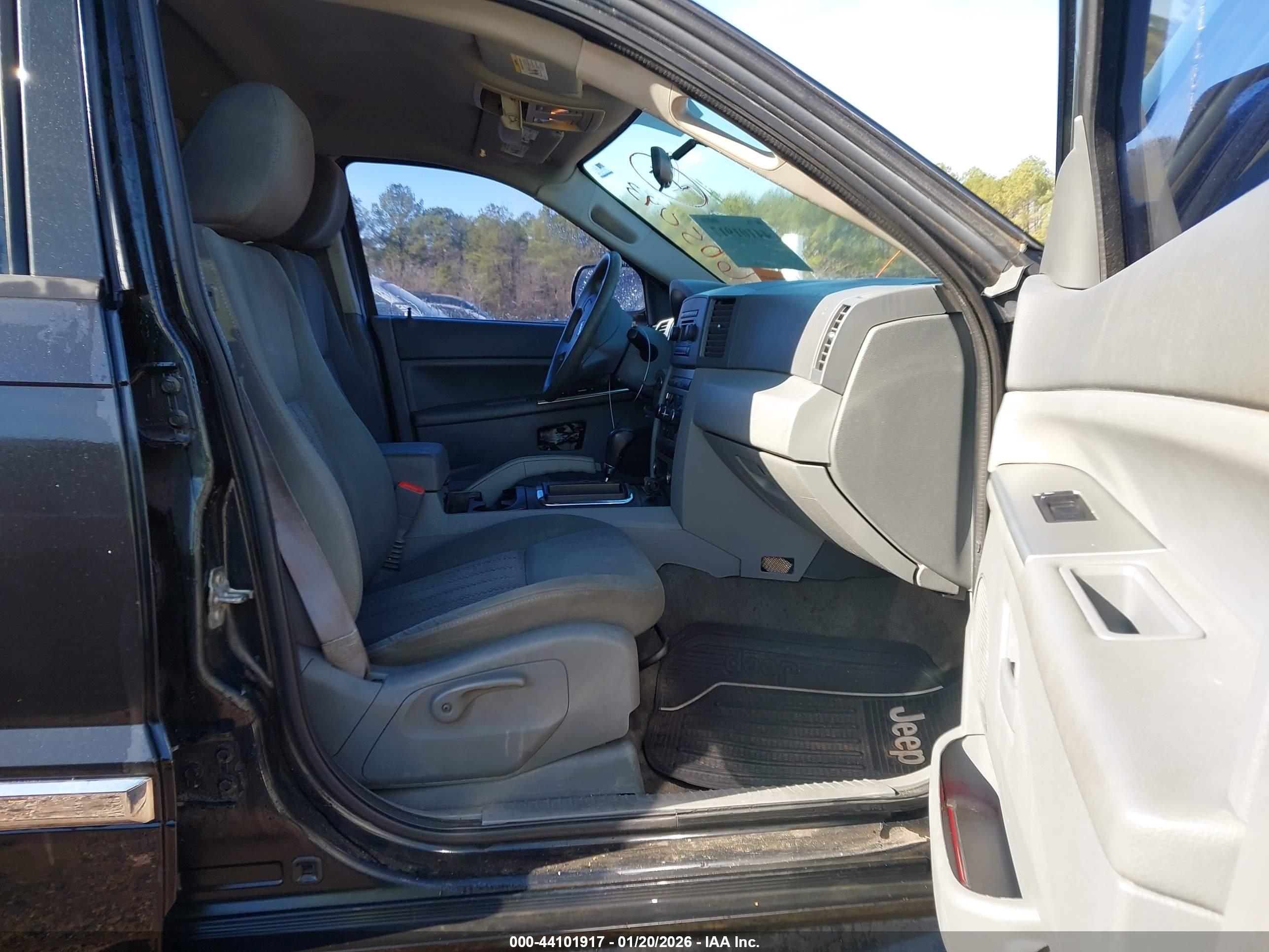 JEEP GRAND image 5