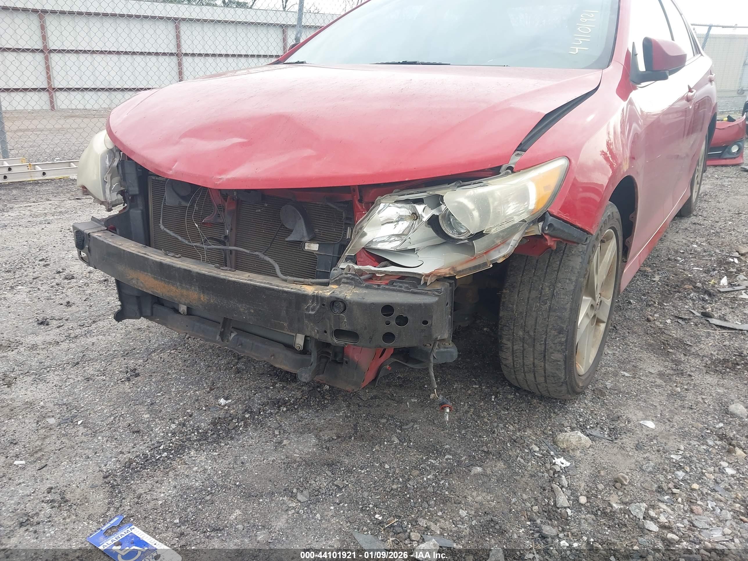 TOYOTA CAMRY image 6