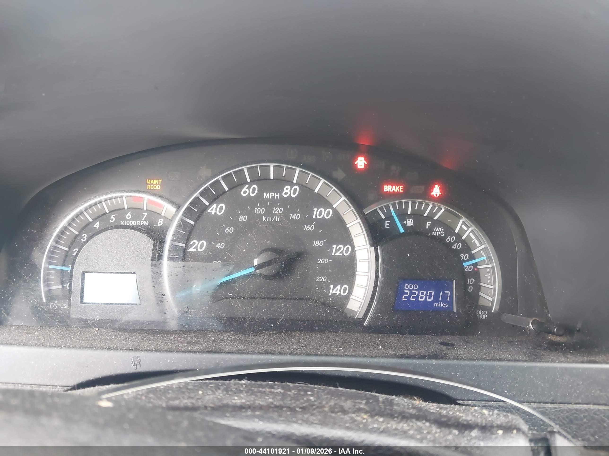 TOYOTA CAMRY image 7
