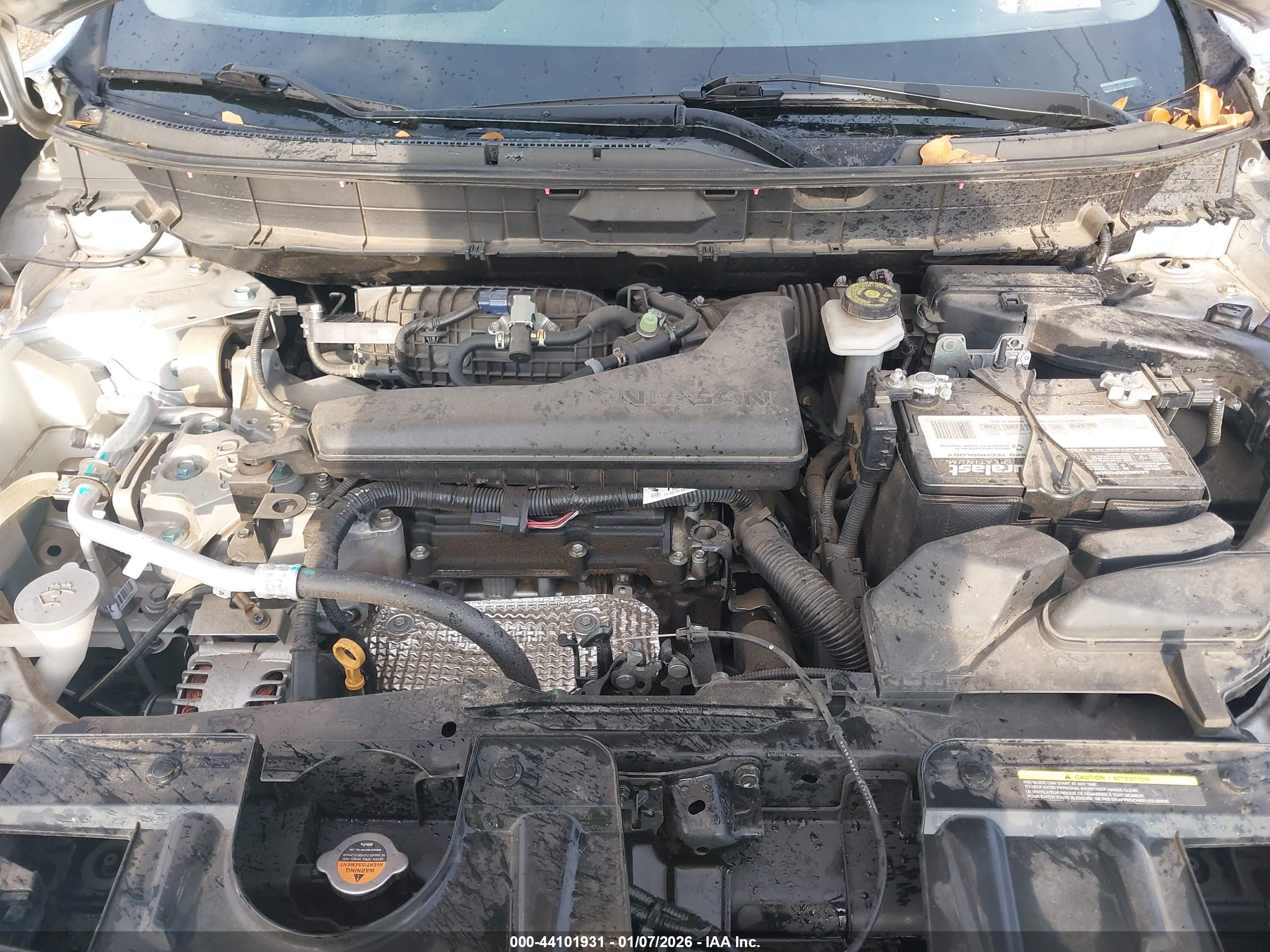 NISSAN ROGUE image 10