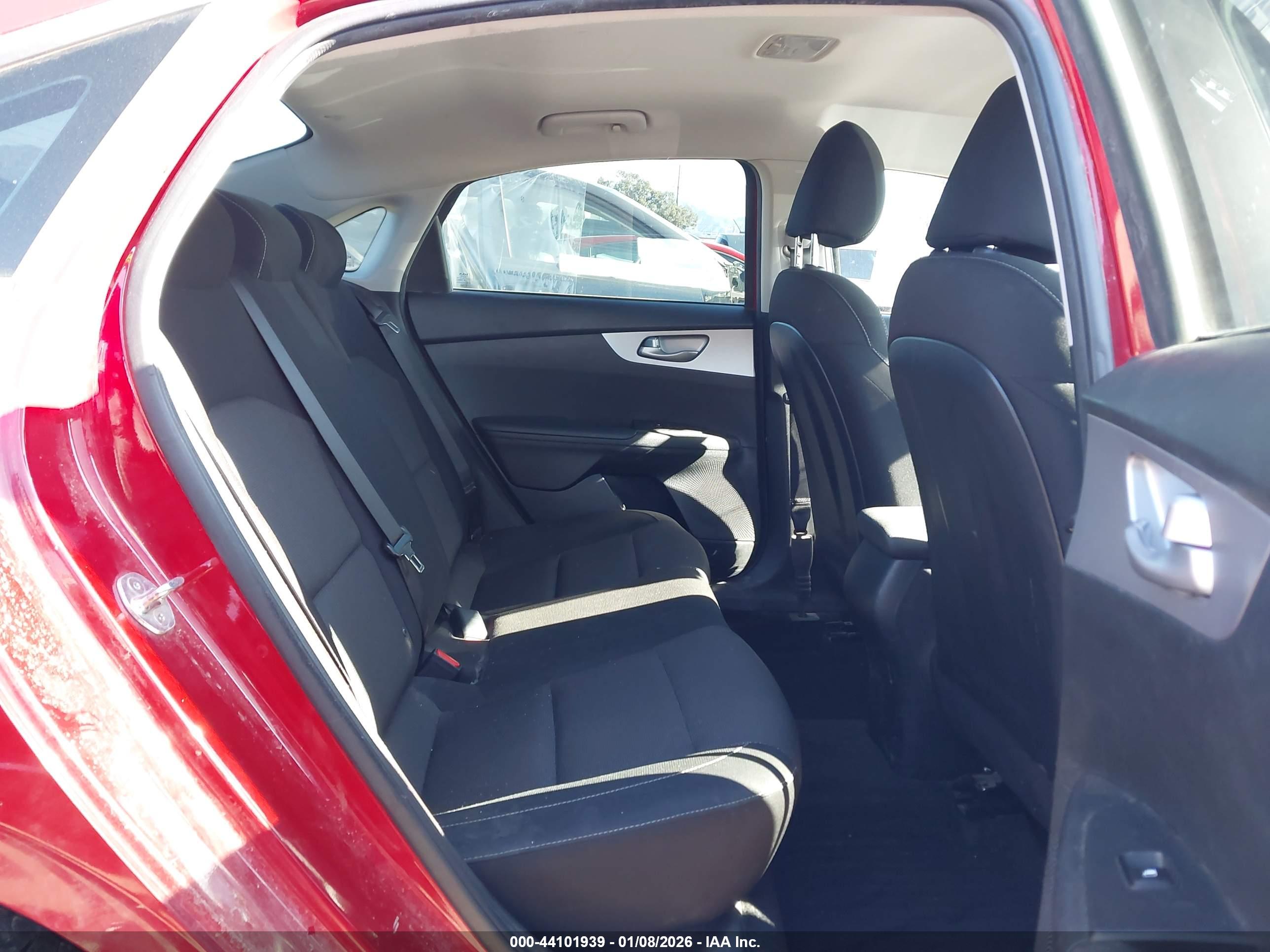 KIA FORTE image 8