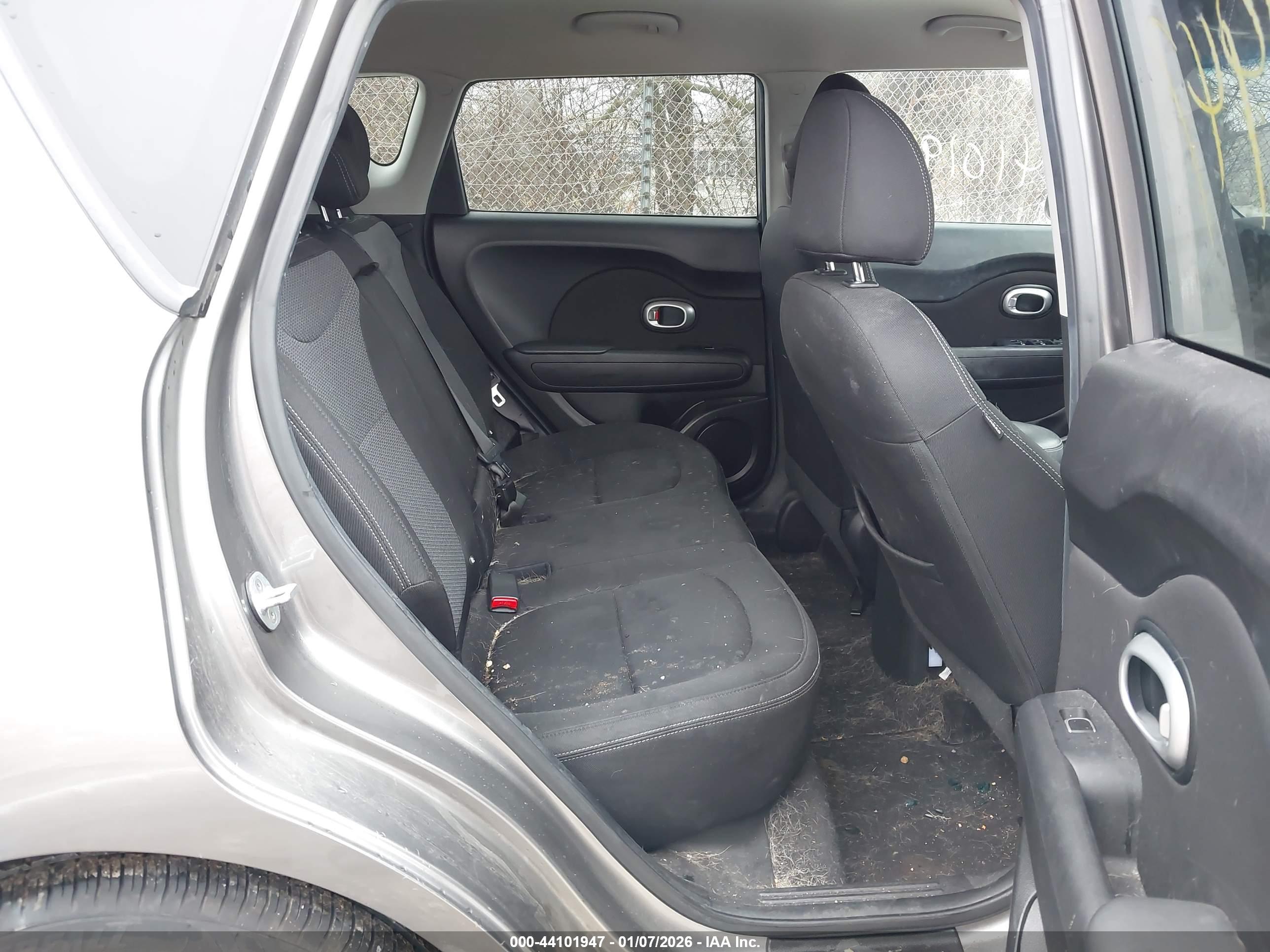 KIA SOUL image 8