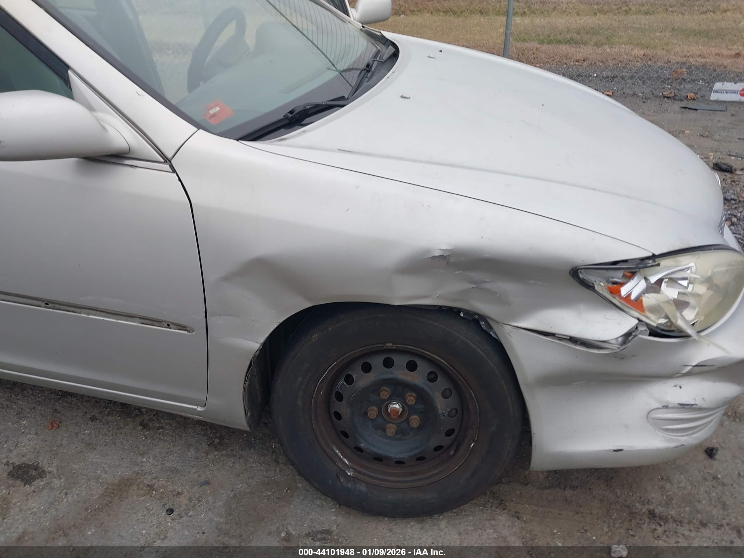 TOYOTA CAMRY image 6