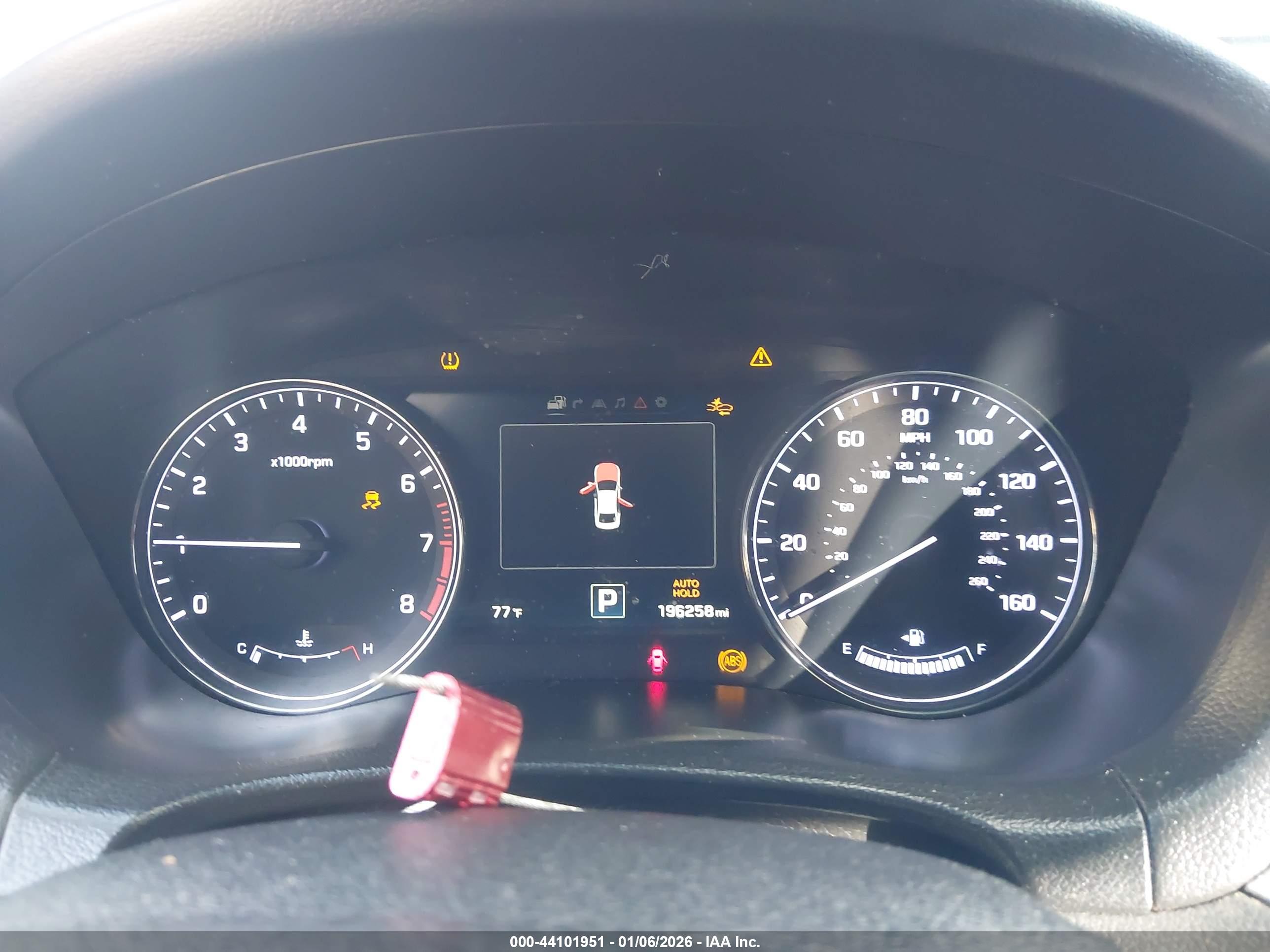 HYUNDAI GENESIS image 7