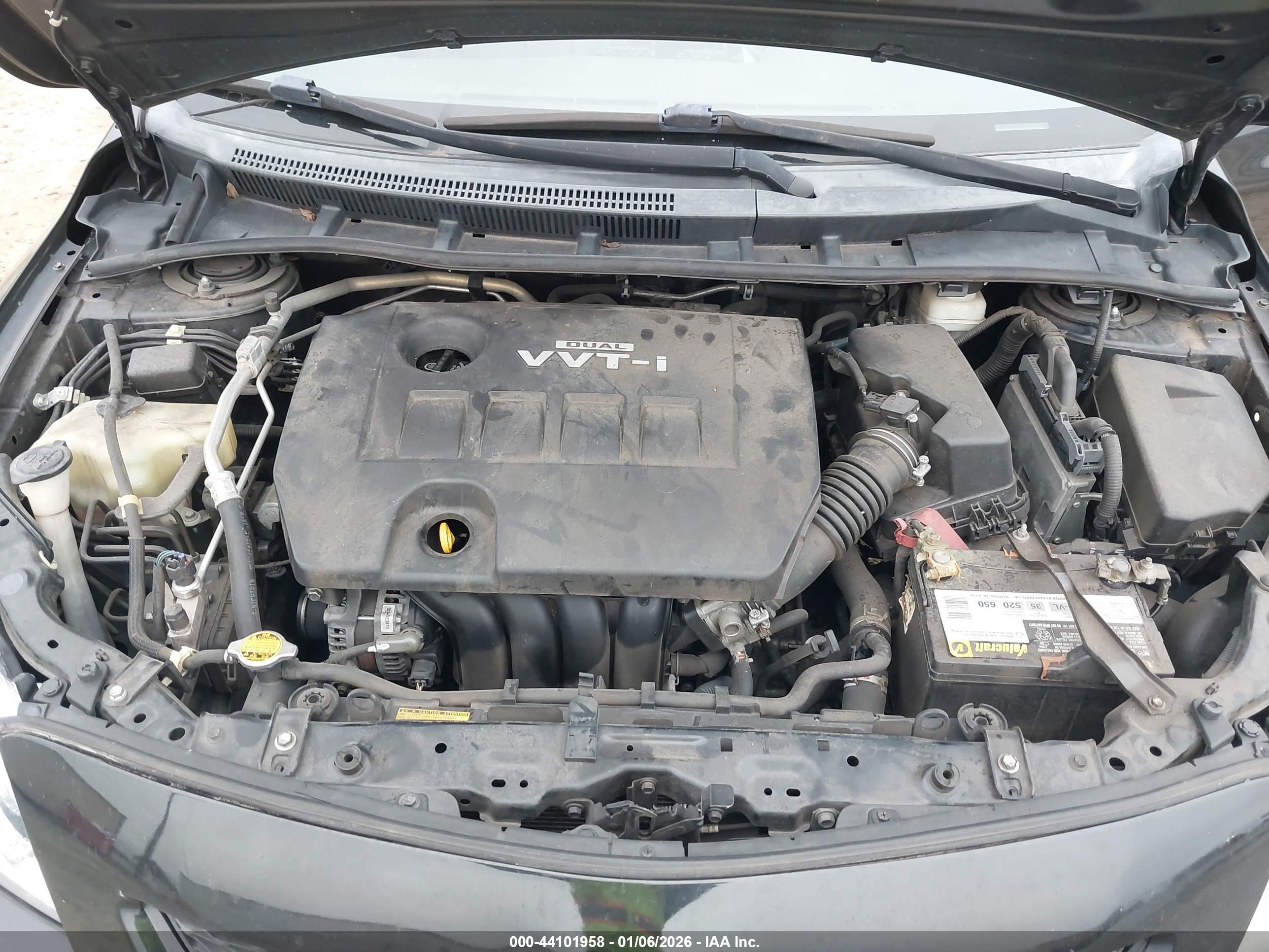 TOYOTA COROLLA image 10