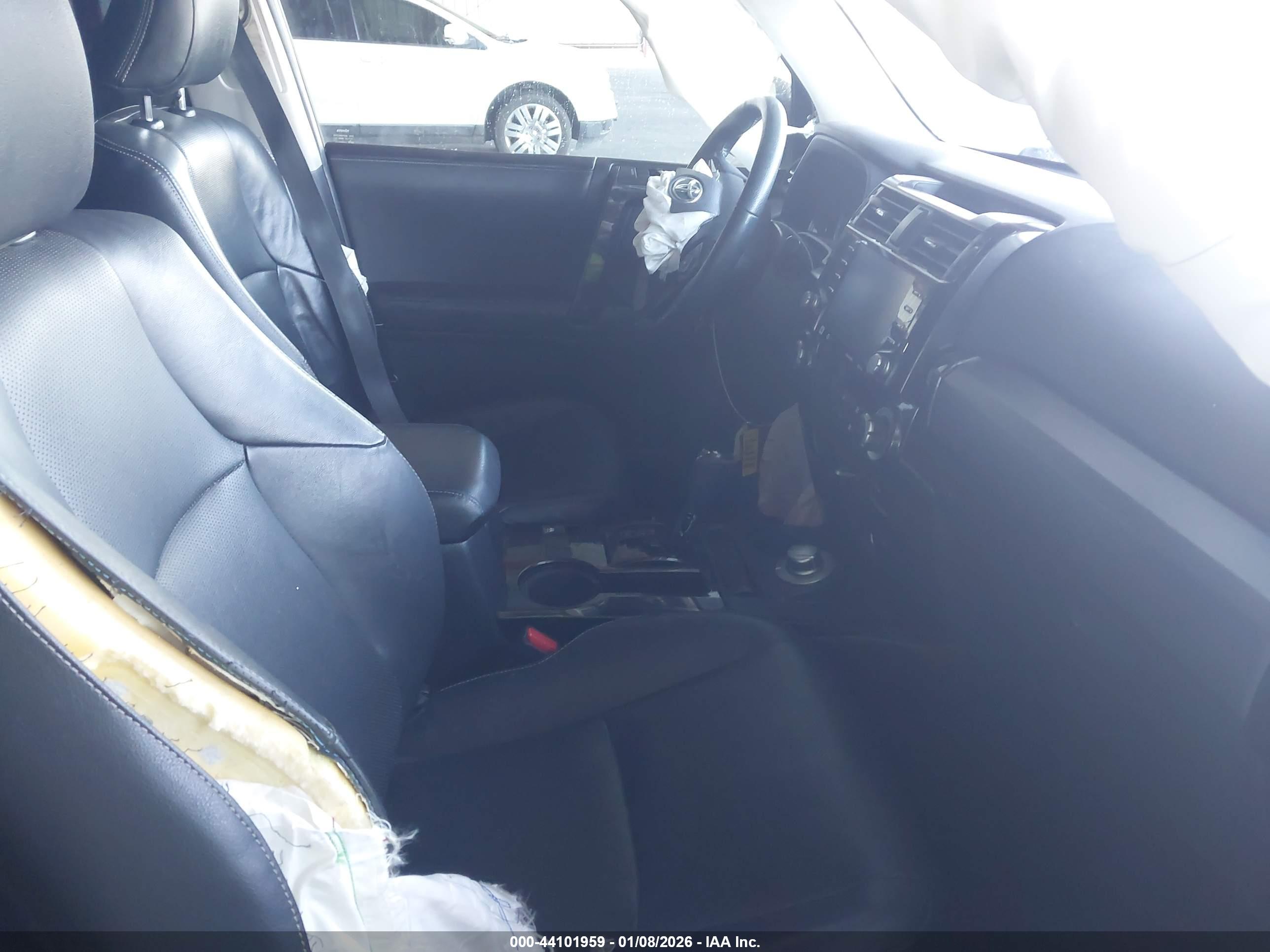 TOYOTA 4RUNNER image 5