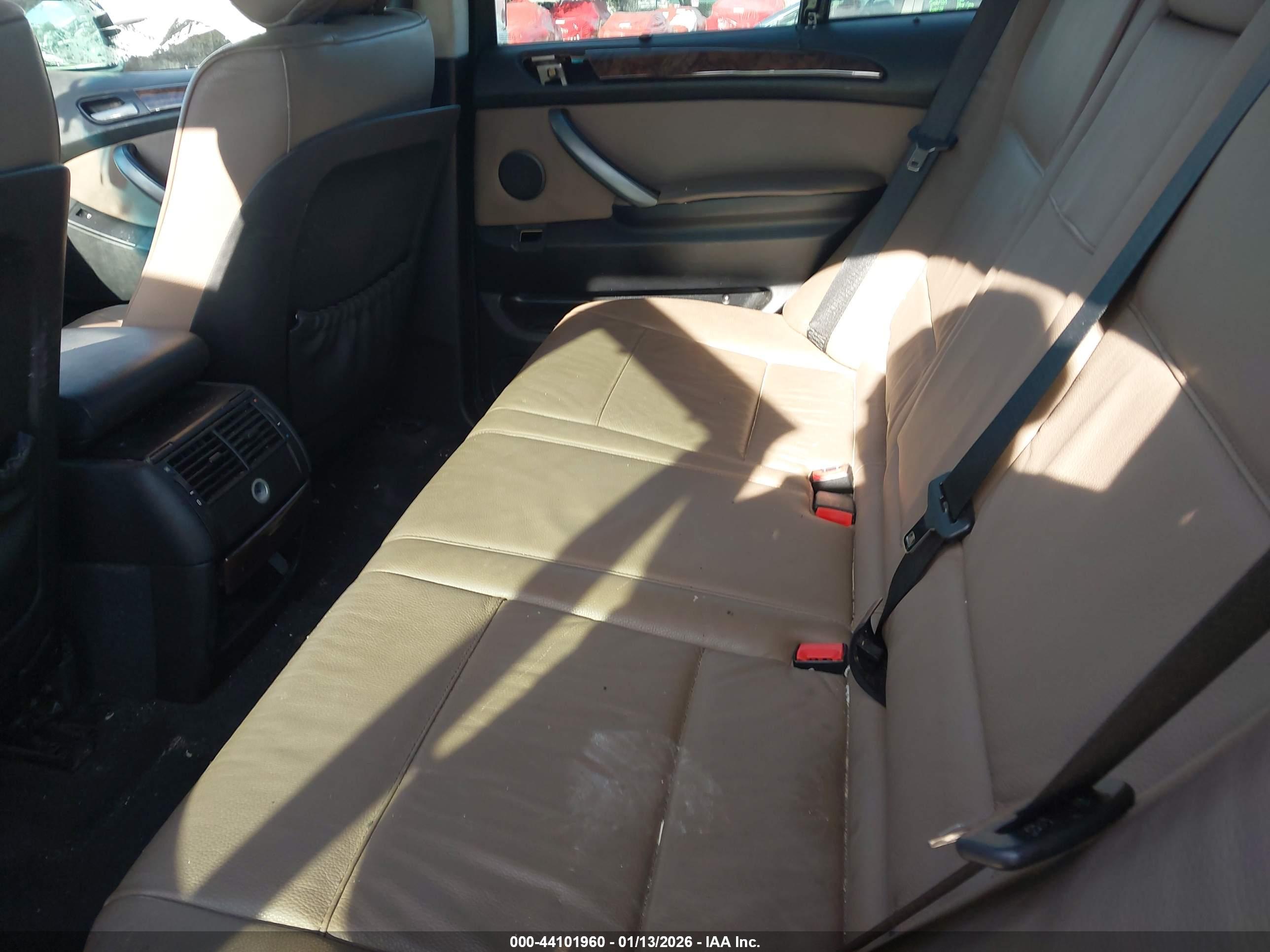 BMW X5 image 8