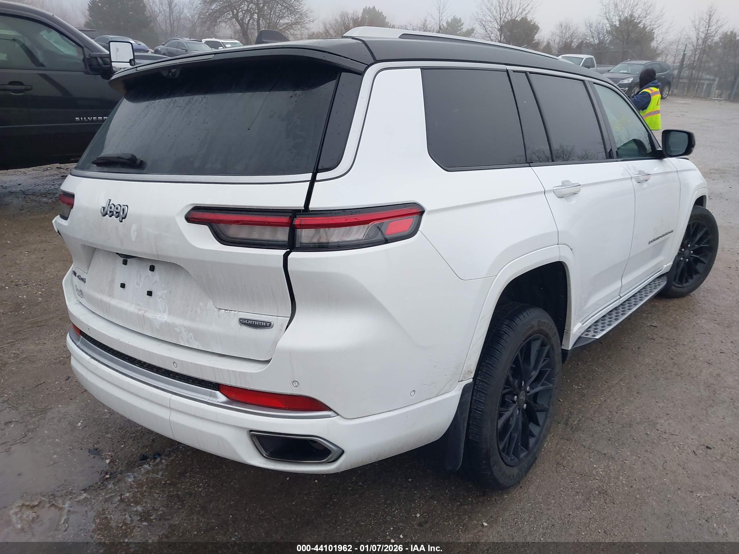 JEEP GRAND image 4
