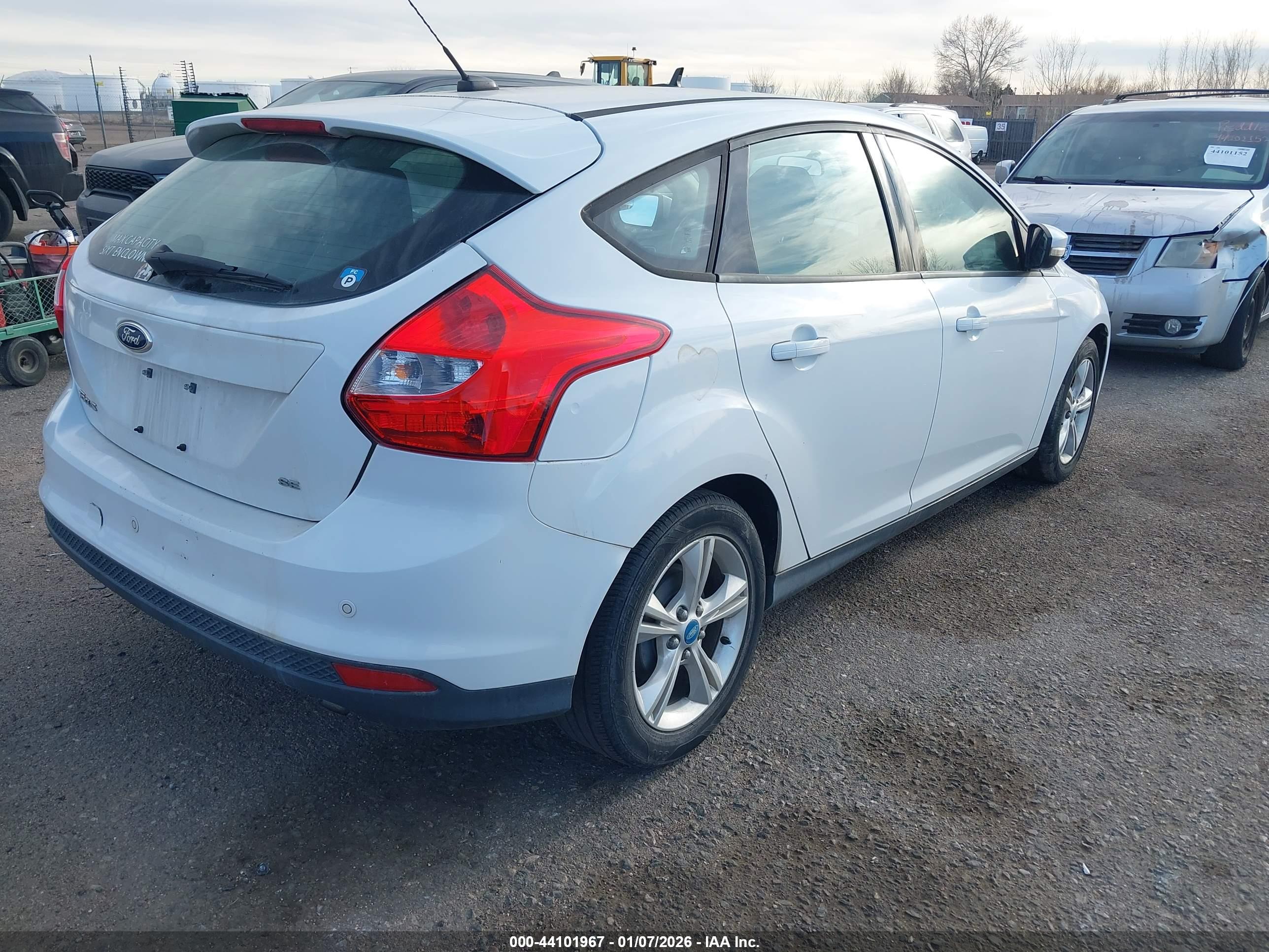 FORD FOCUS image 4