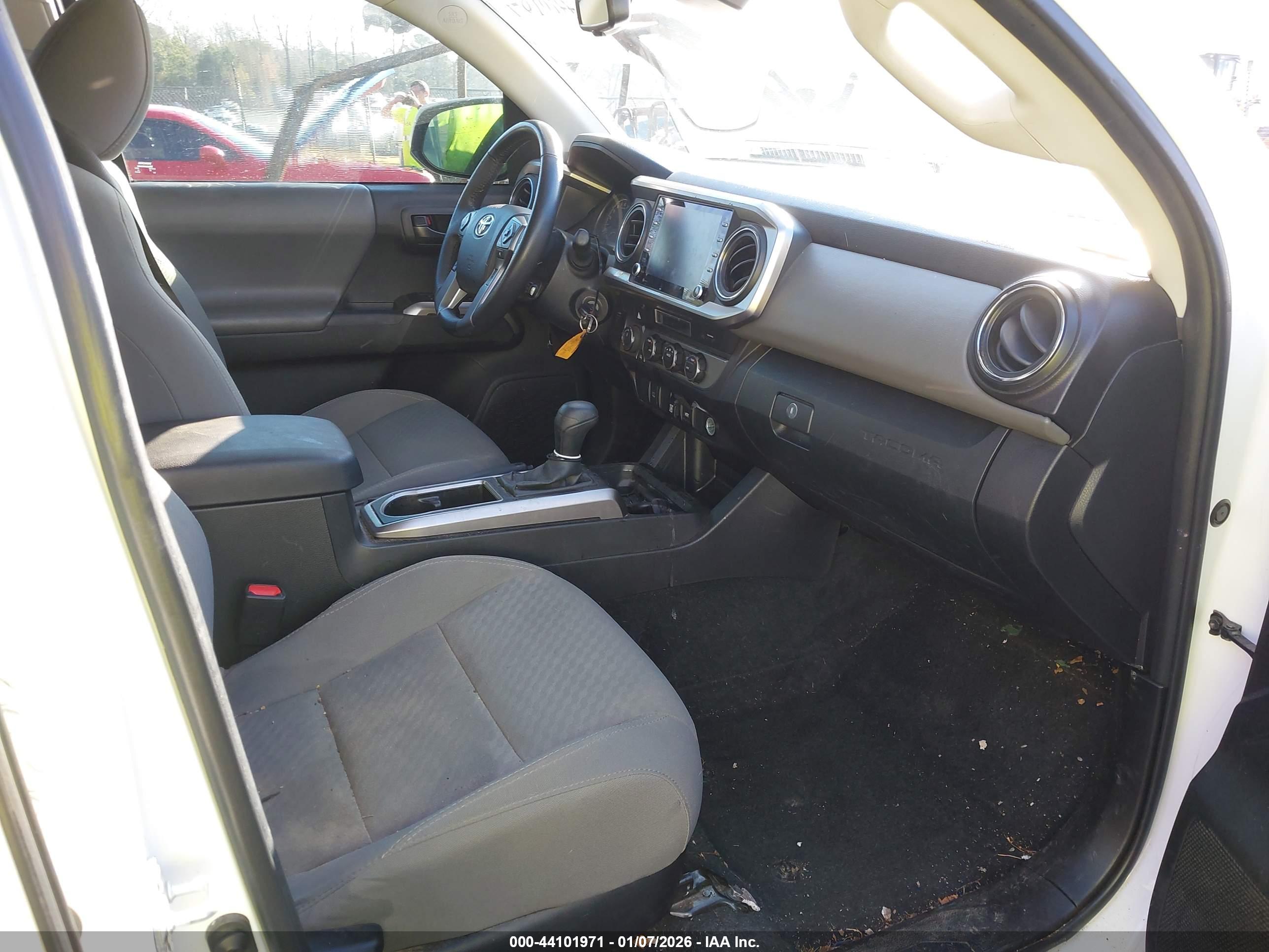 TOYOTA TACOMA image 5