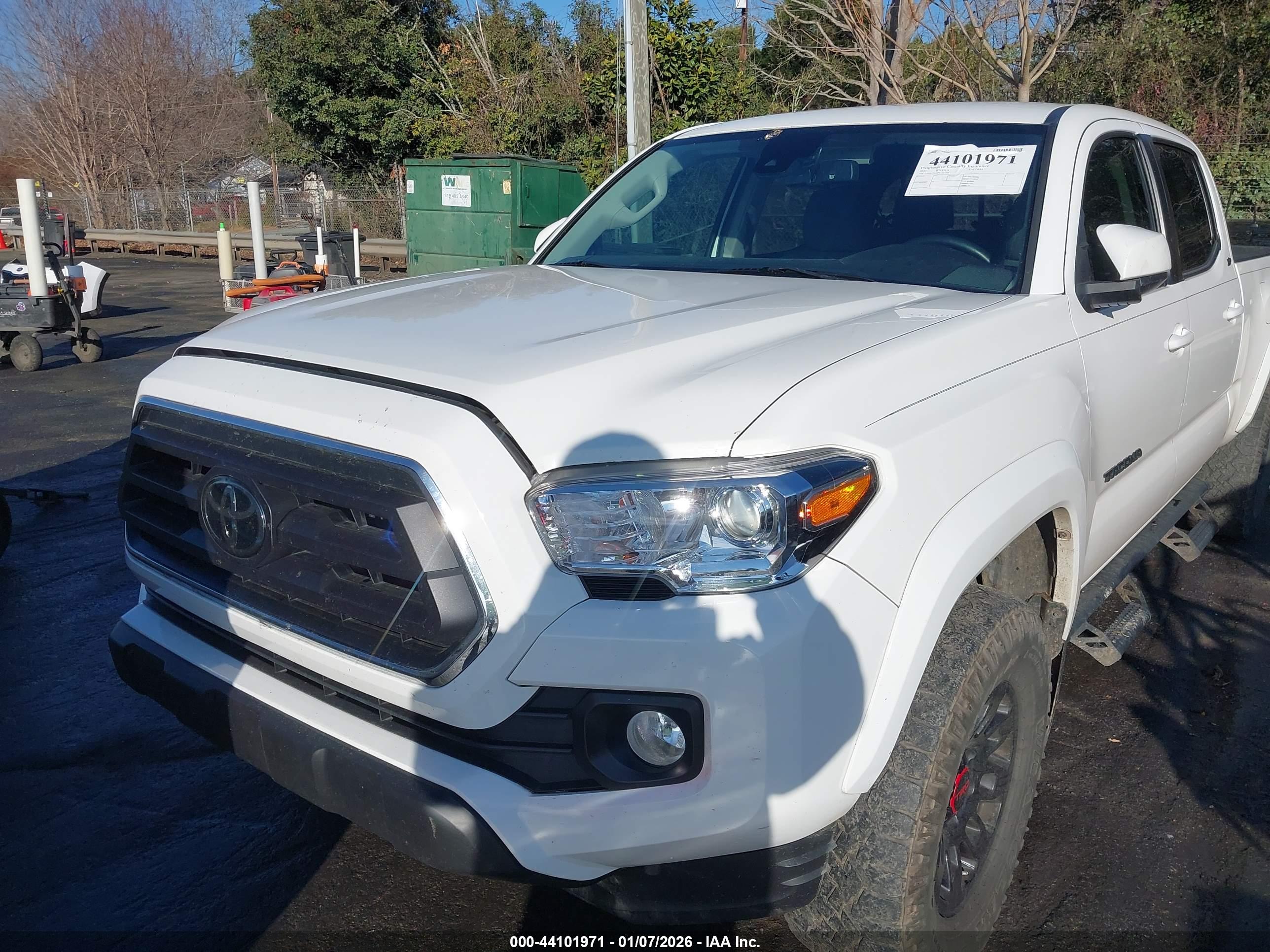 TOYOTA TACOMA image 6