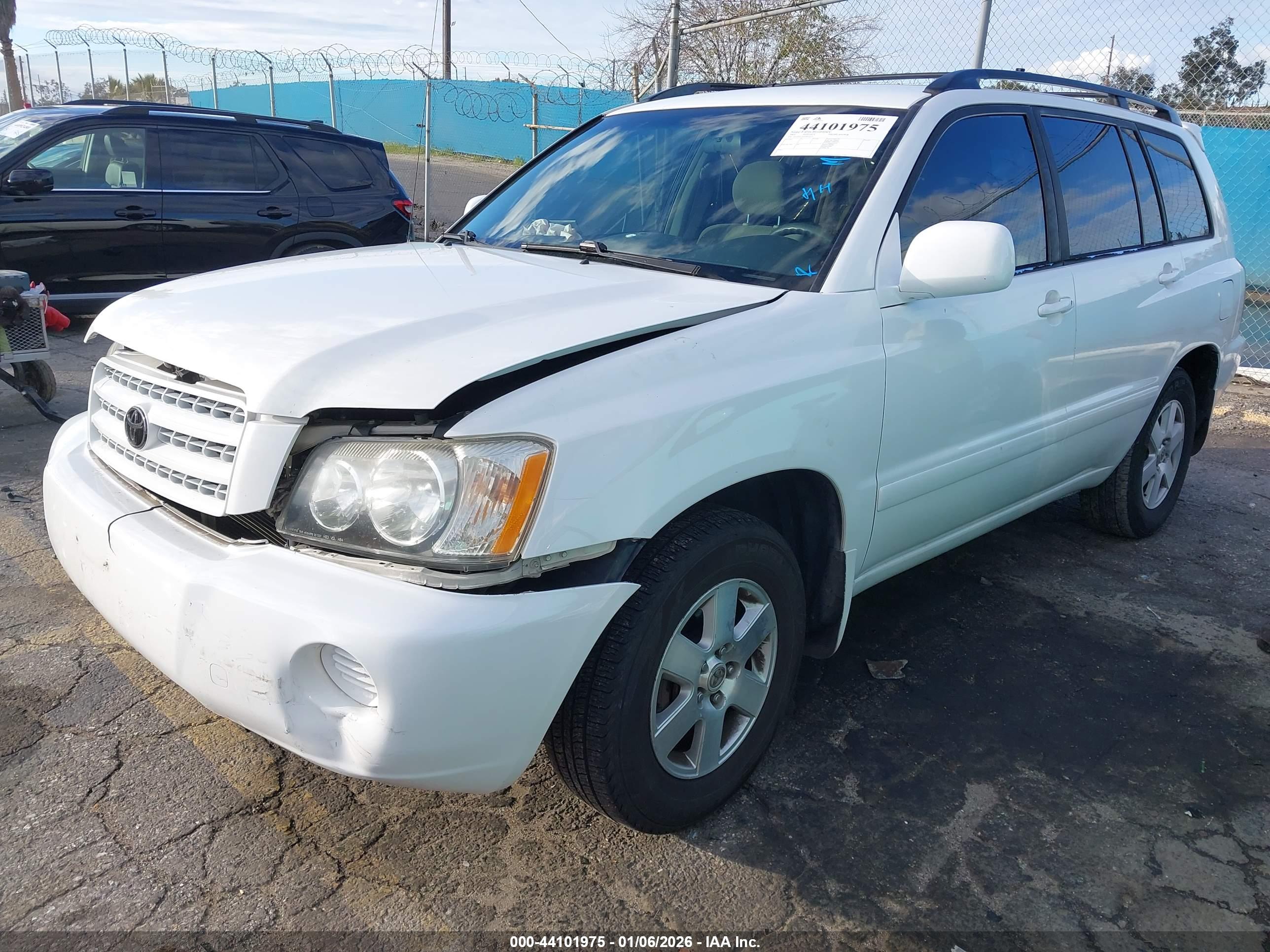 TOYOTA HIGHLANDER image 2