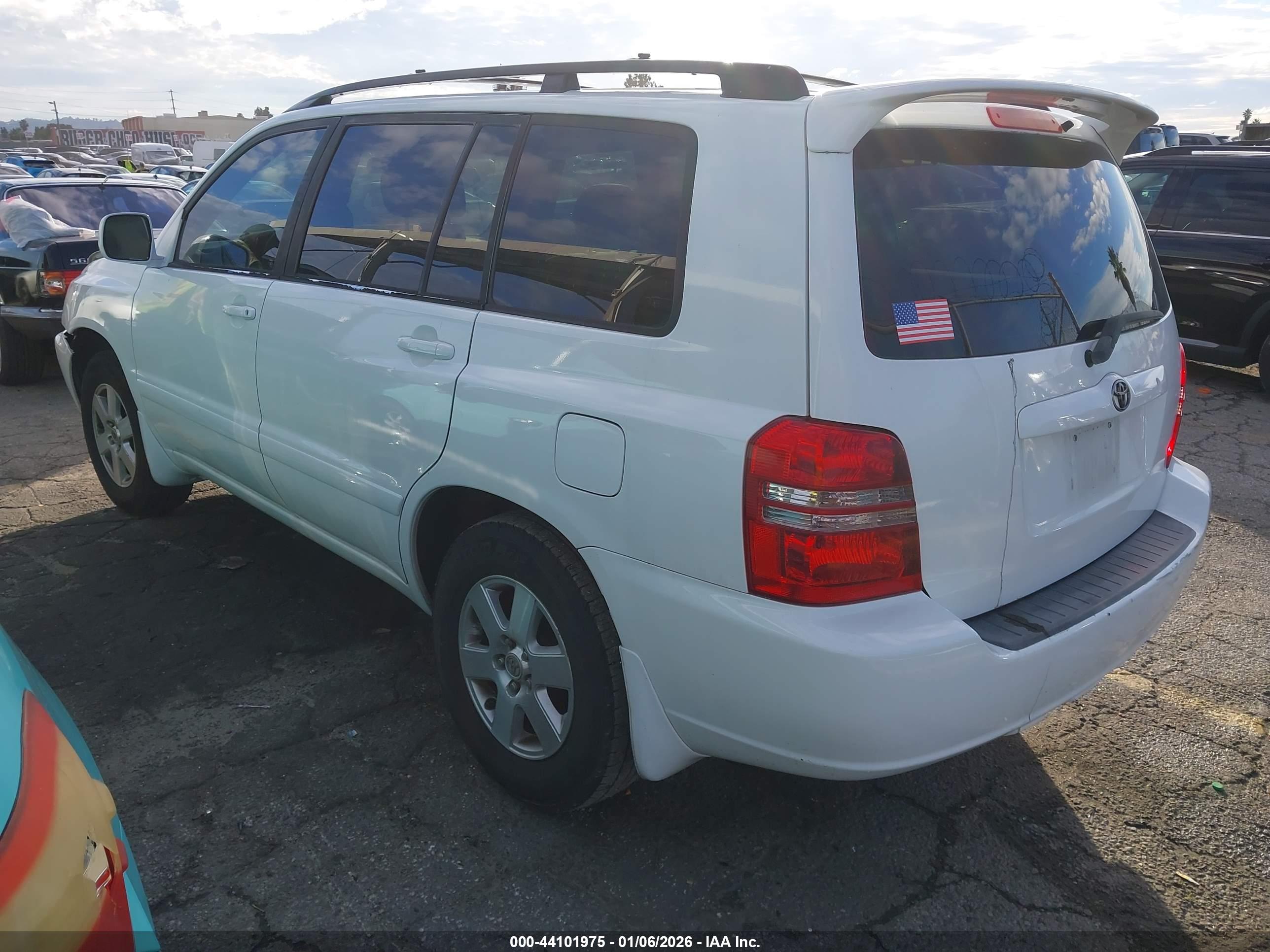 TOYOTA HIGHLANDER image 3