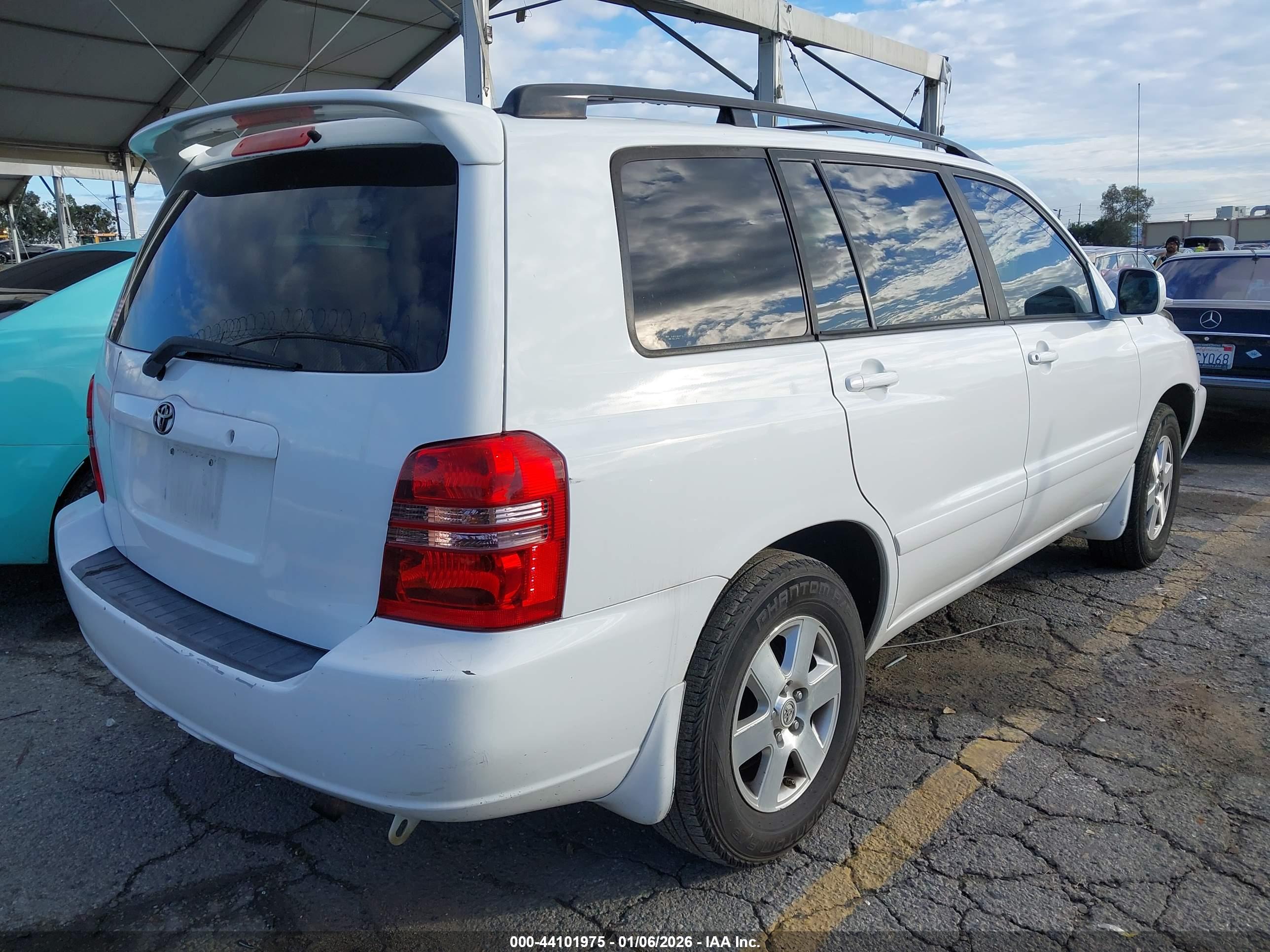 TOYOTA HIGHLANDER image 4