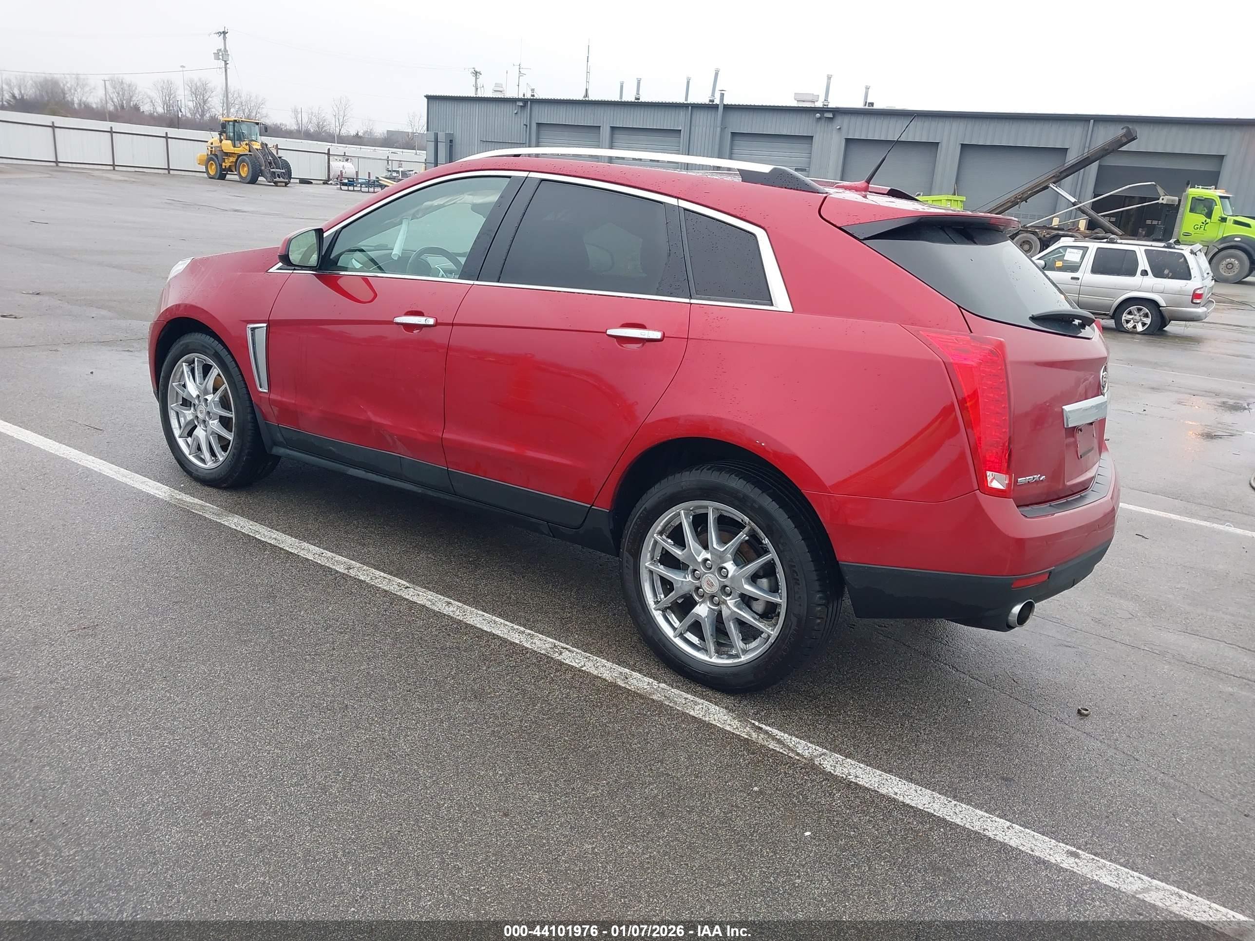 CADILLAC SRX image 3