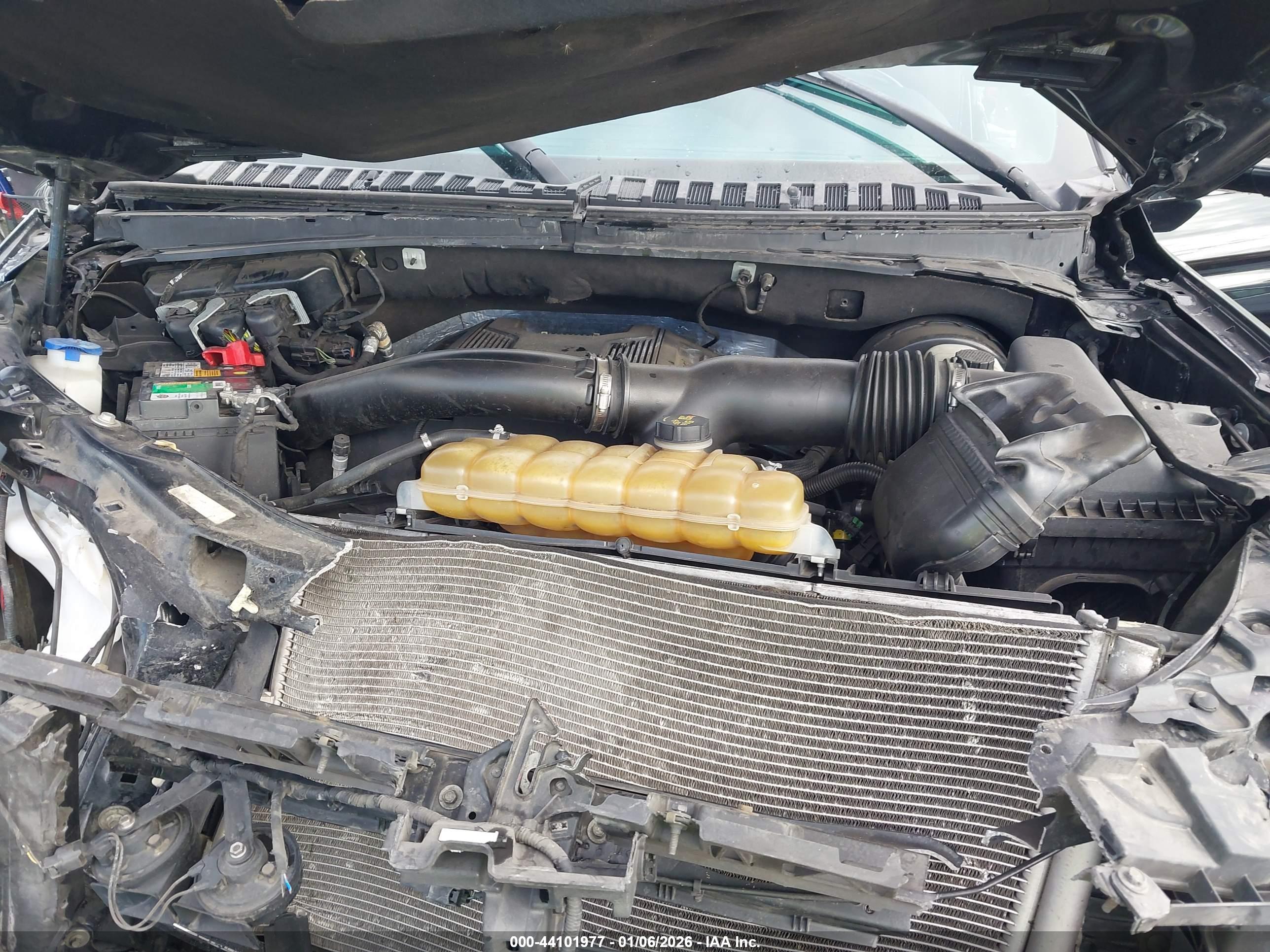 FORD EXPEDITION image 10