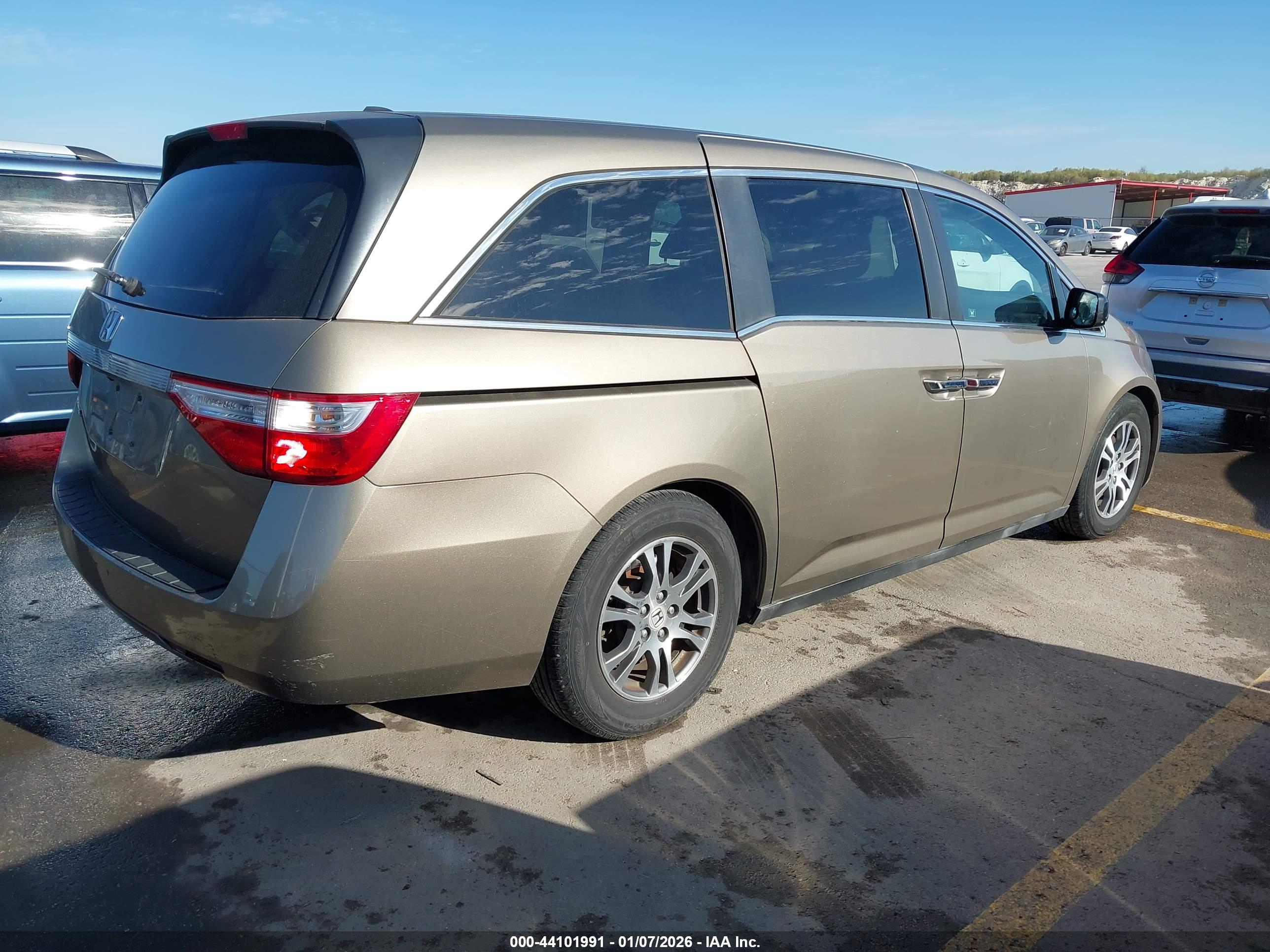 HONDA ODYSSEY image 4