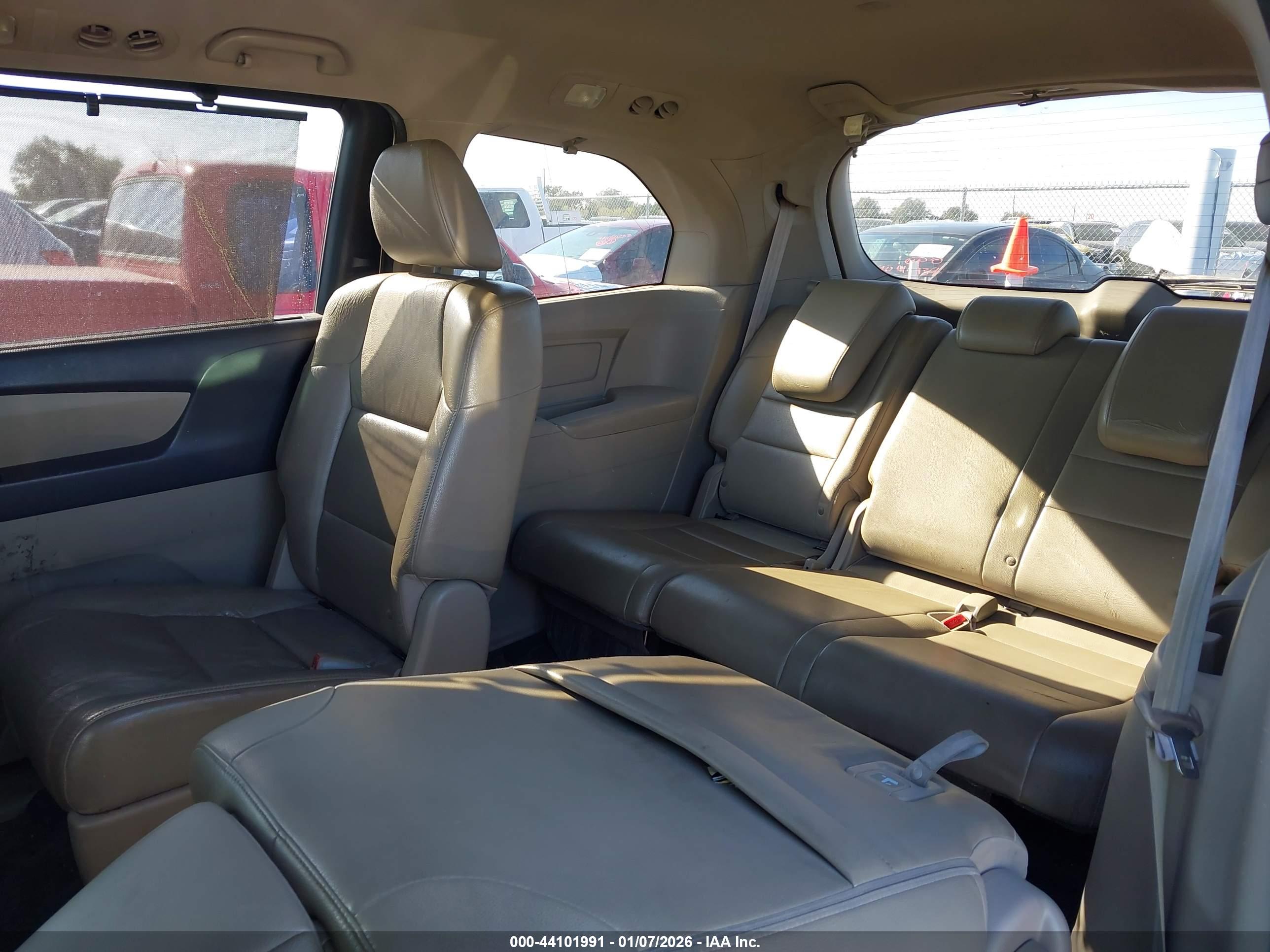 HONDA ODYSSEY image 8