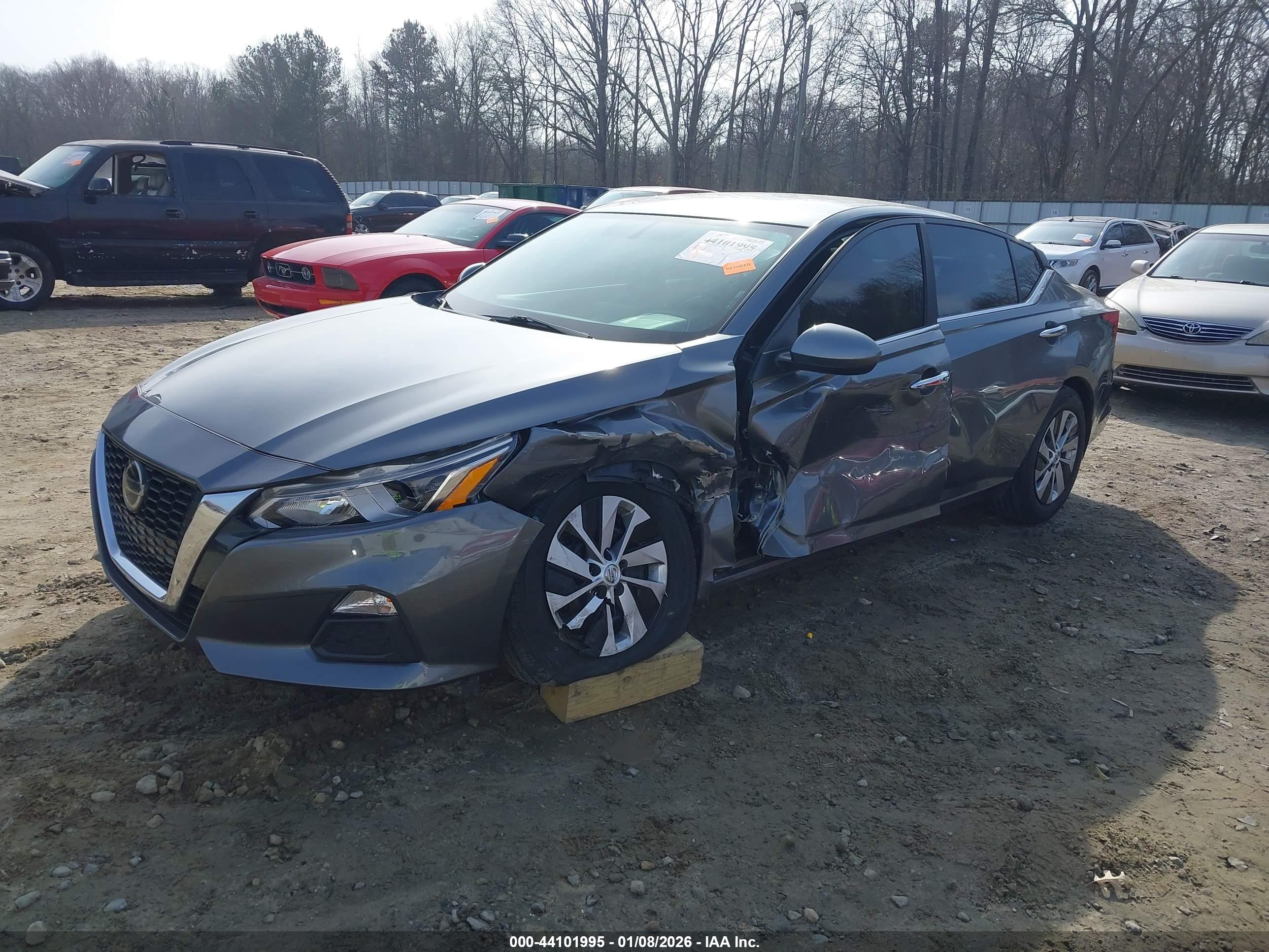 NISSAN ALTIMA image 2