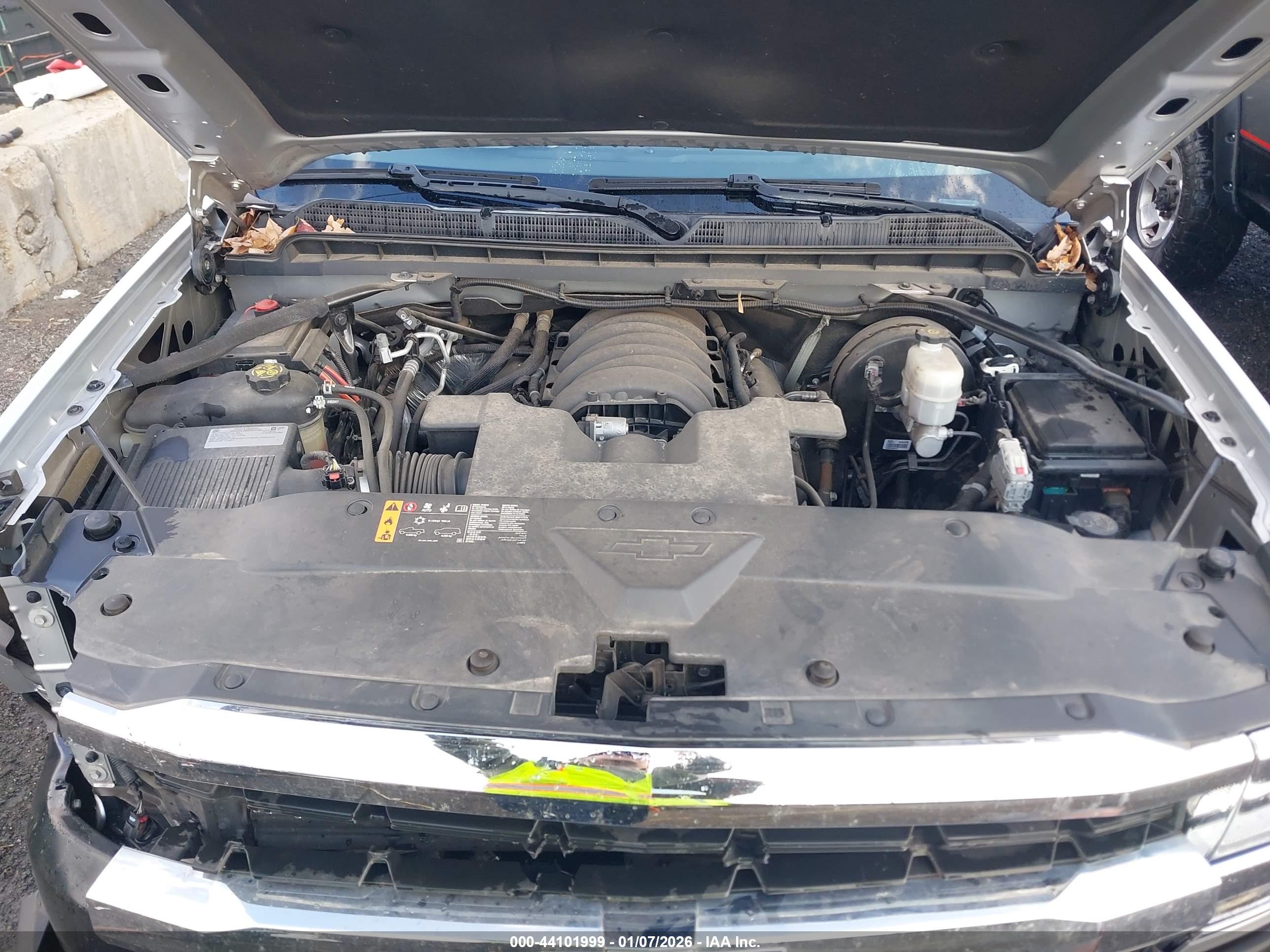 CHEVROLET SILVERADO image 10