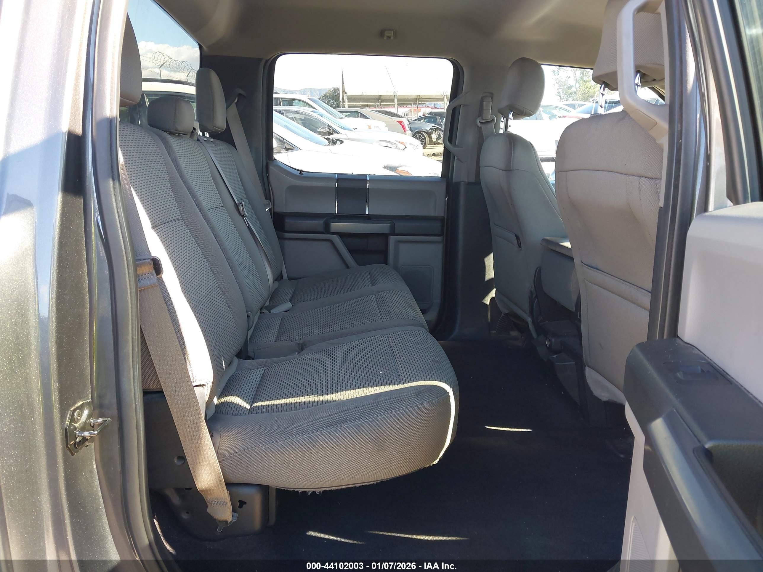 FORD F-150 image 8