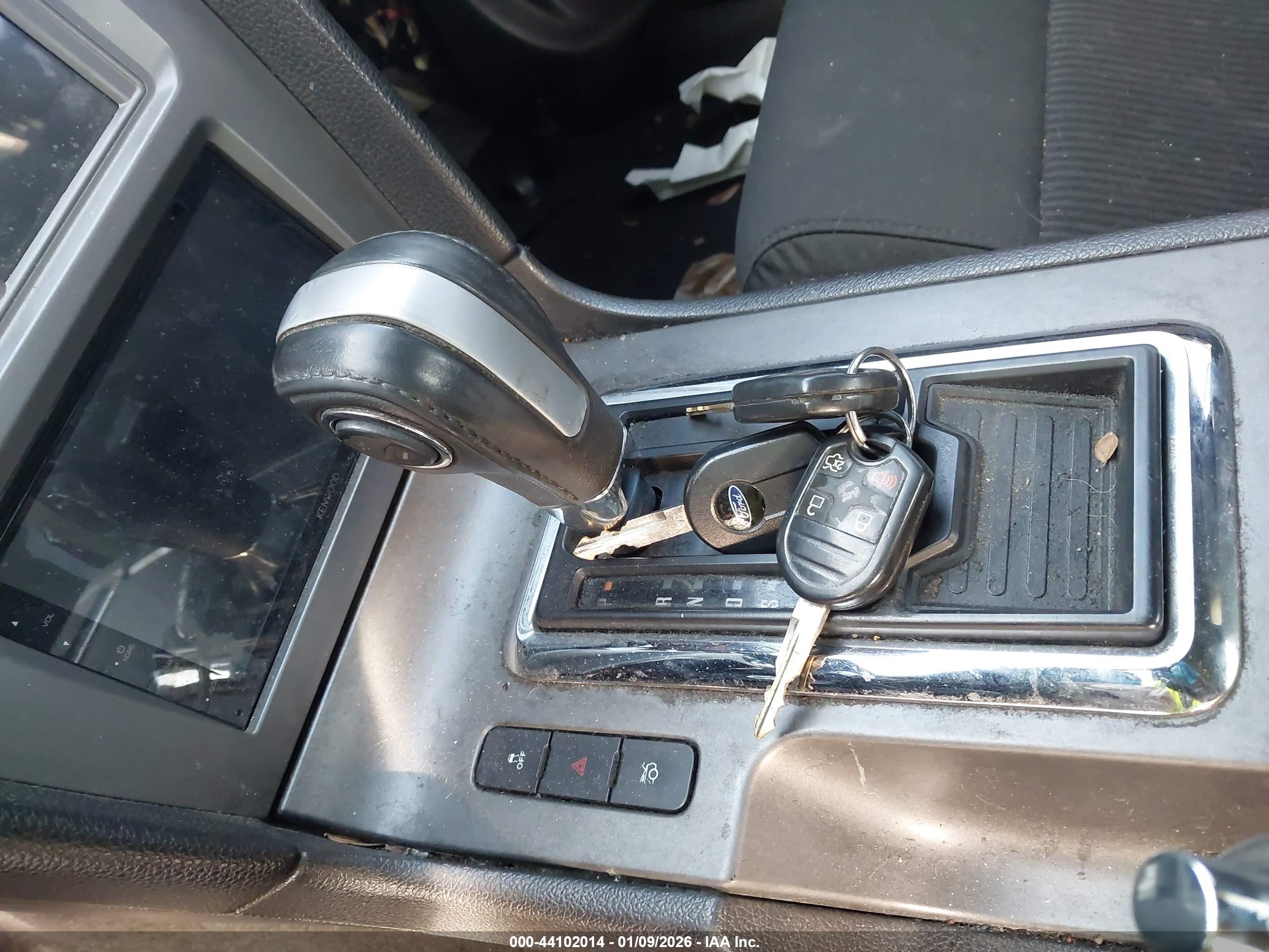FORD MUSTANG image 11